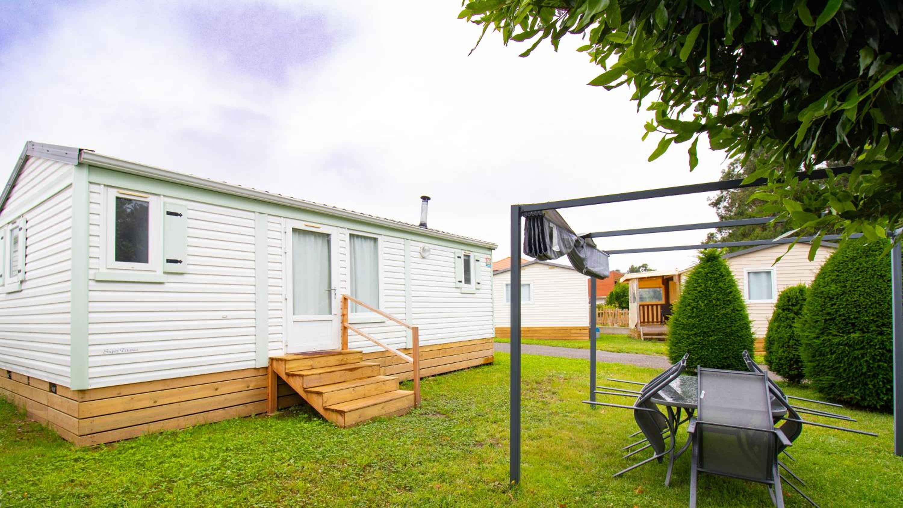 Standard Bungalow photo 1