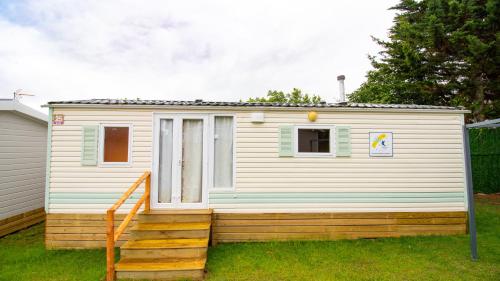 Family Bungalow (2 Adults + 3 Child) photo 1