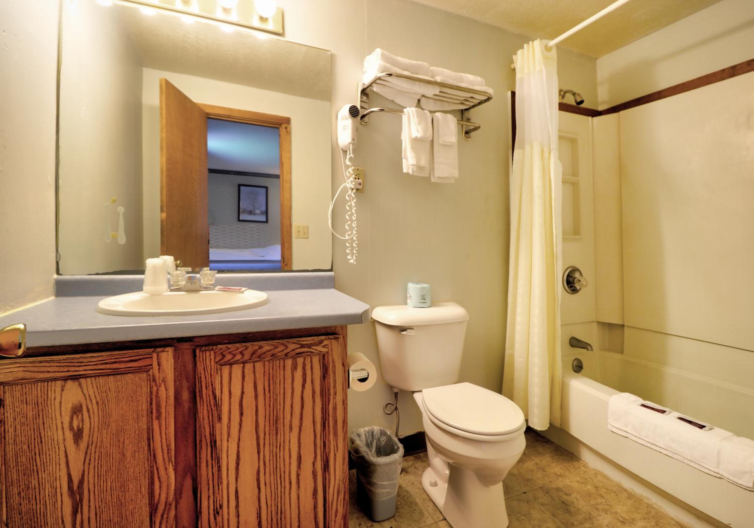 Deluxe Queen Room photo 2