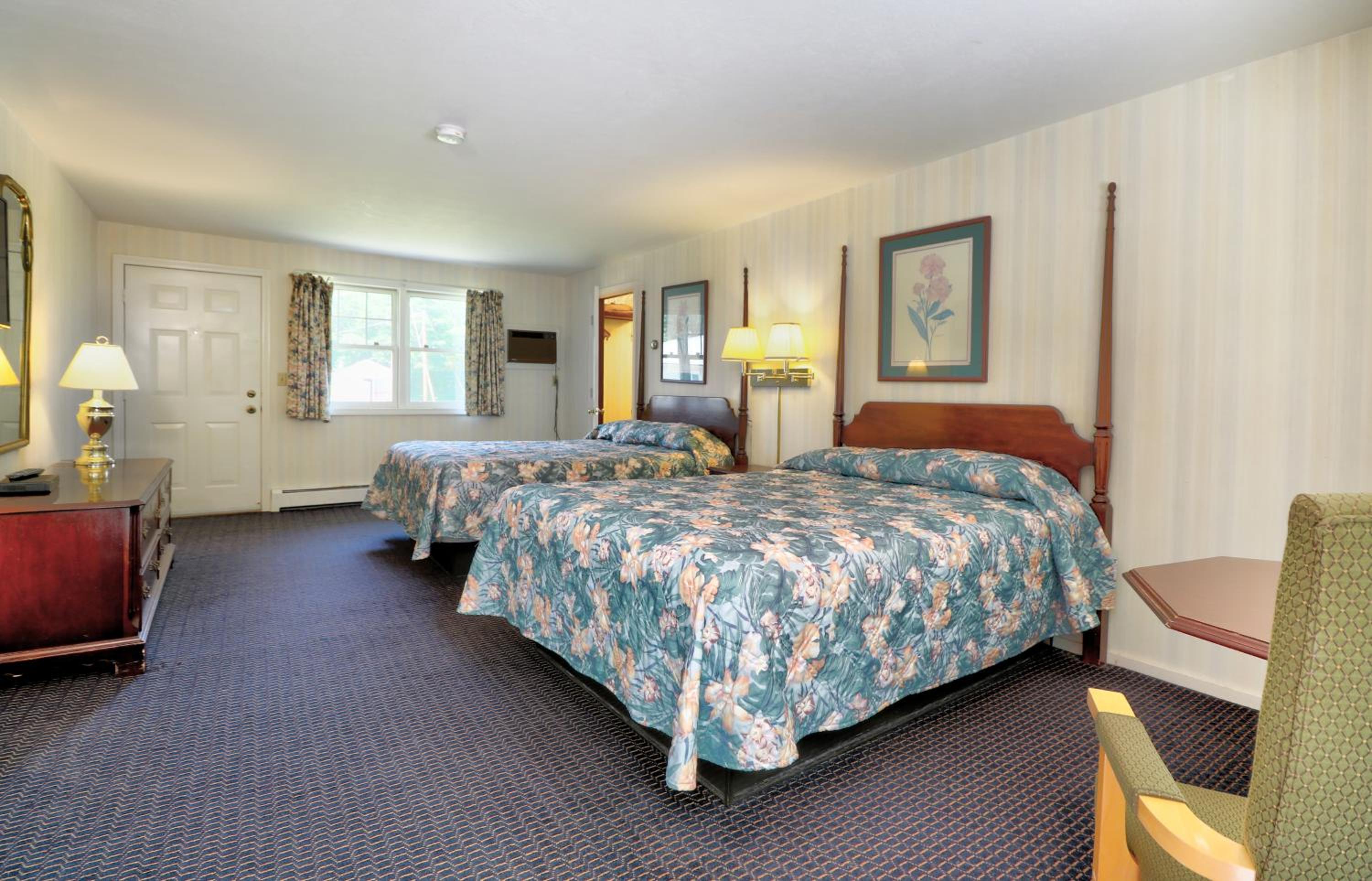 Deluxe Queen Room photo 3