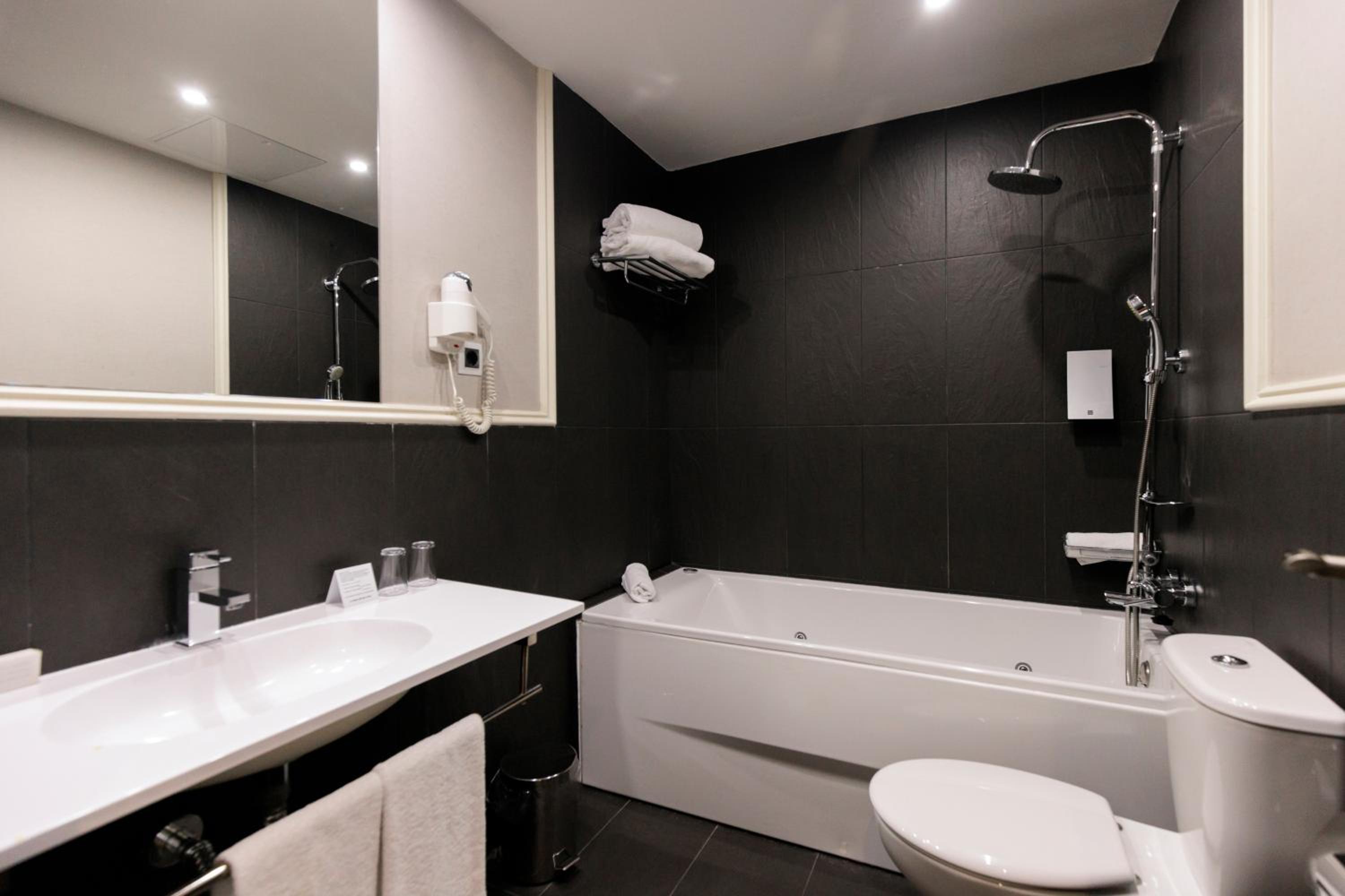 Junior Suite - Photo 4