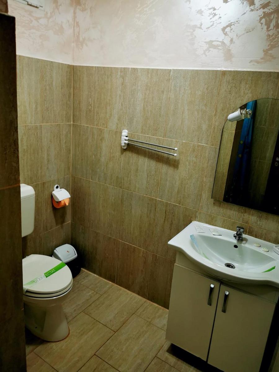 Large Double or Twin Room photo 3