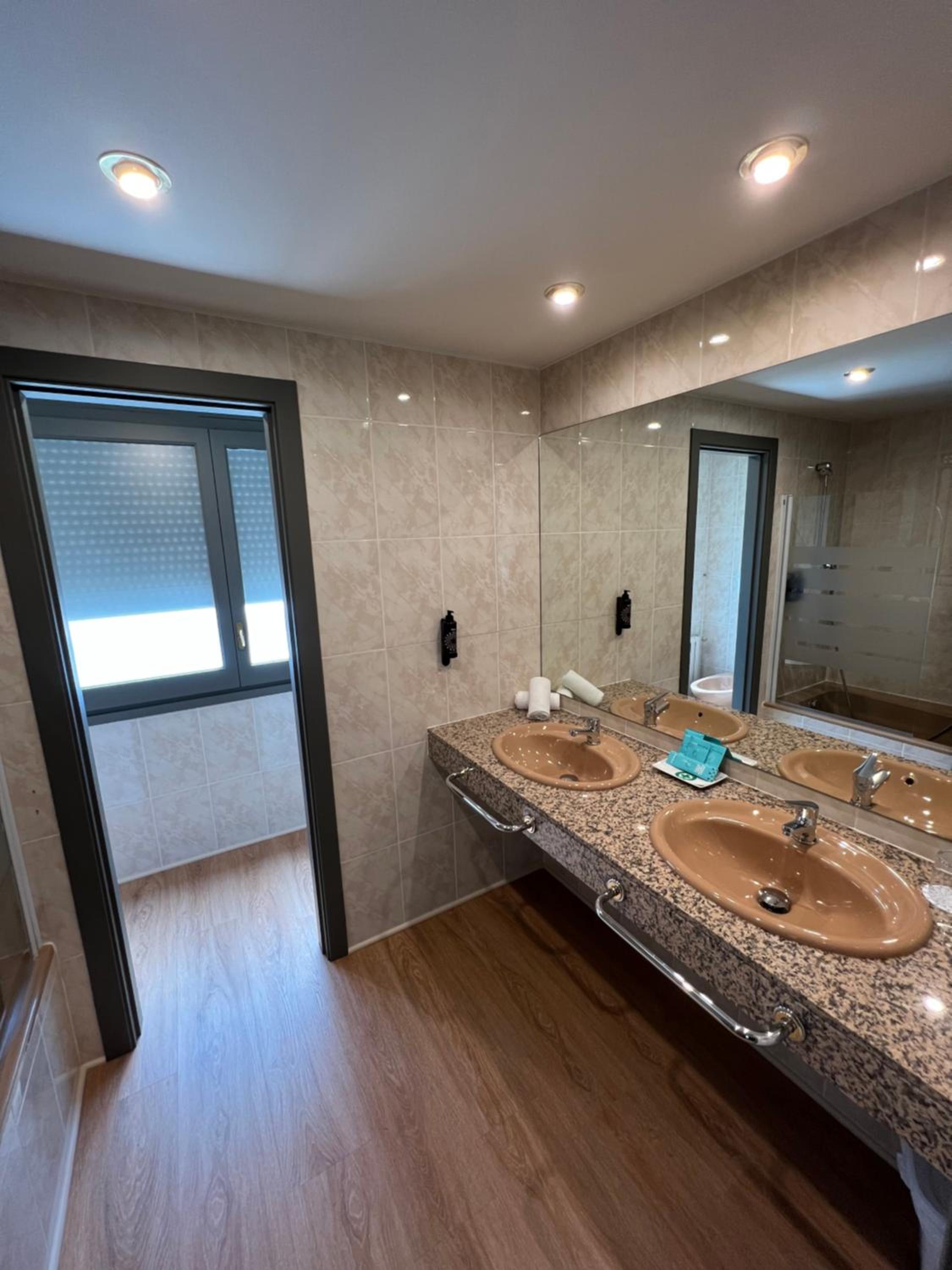 Deluxe Triple Room photo 2