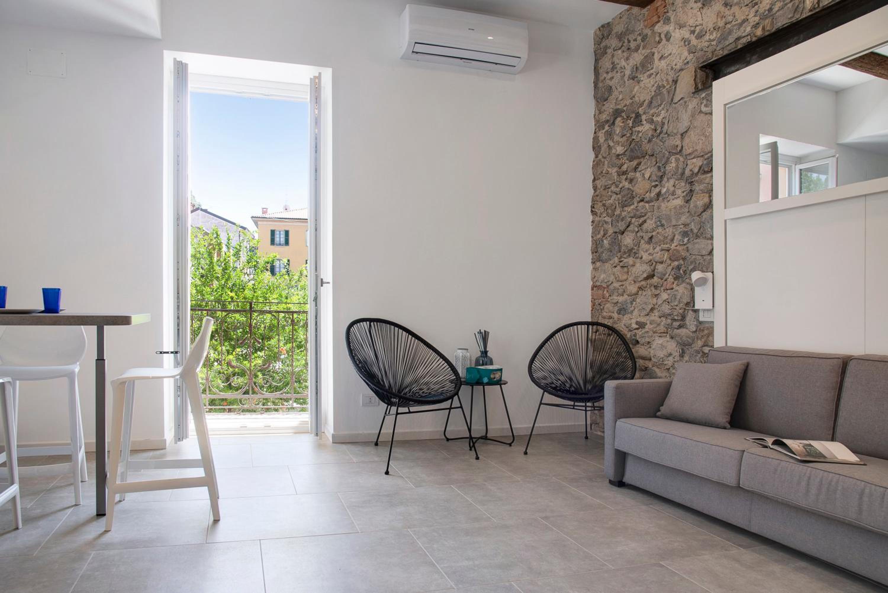 Superior Apartment with City View