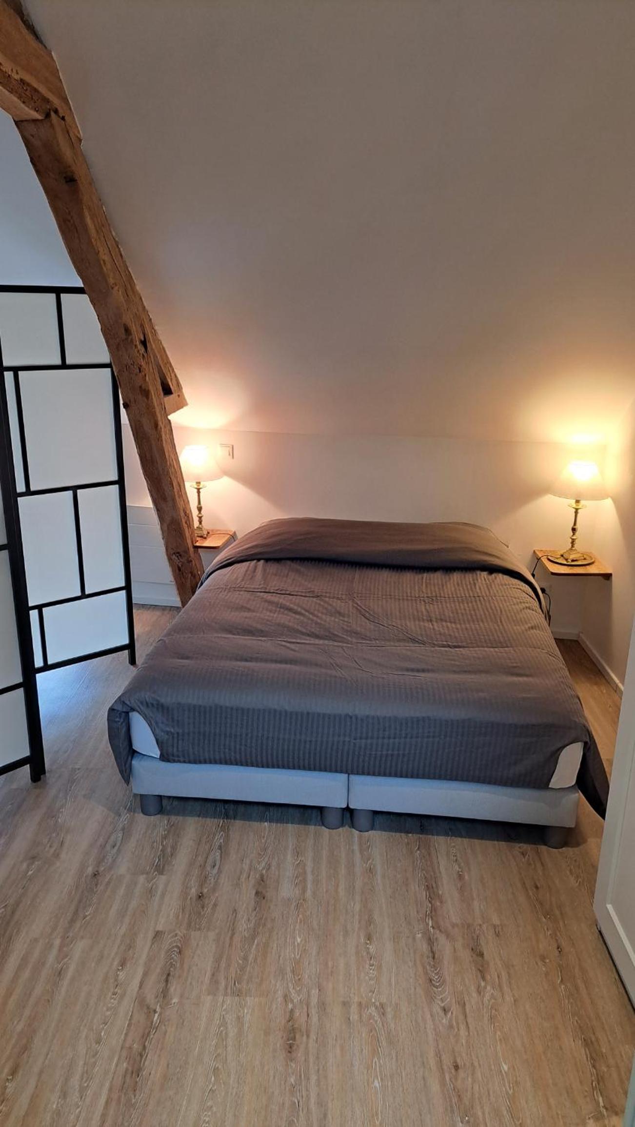 Studio Apartment photo 1
