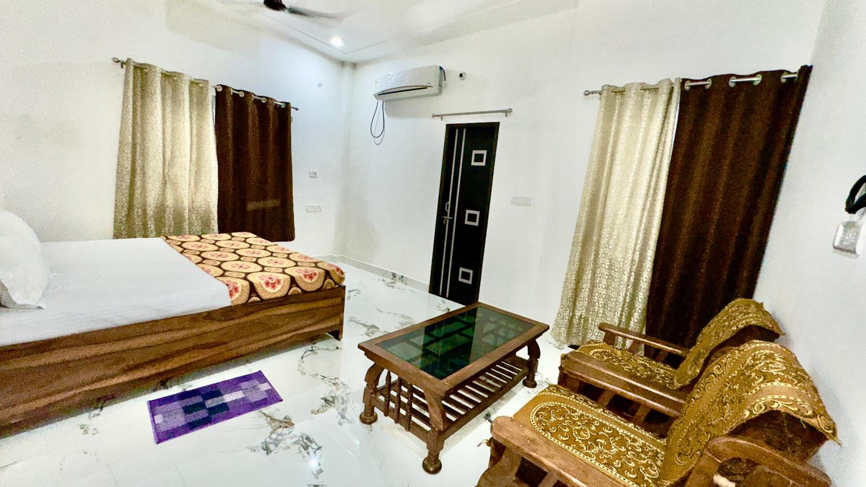 Double Room with Balcony
