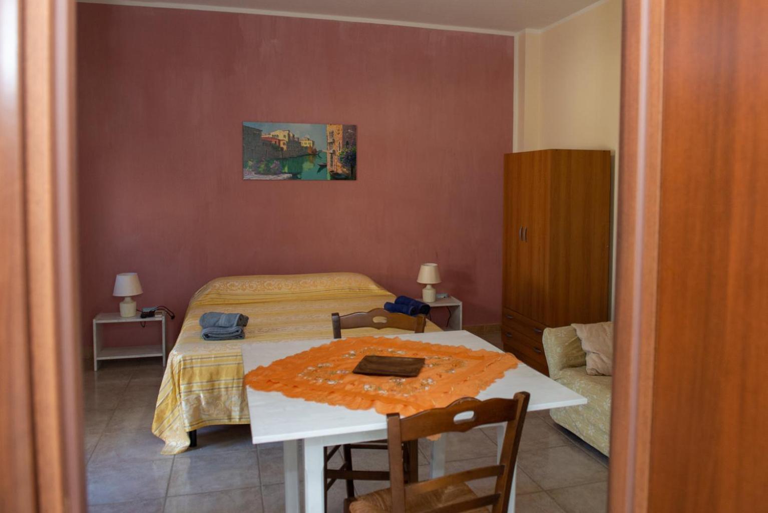 One-Bedroom House