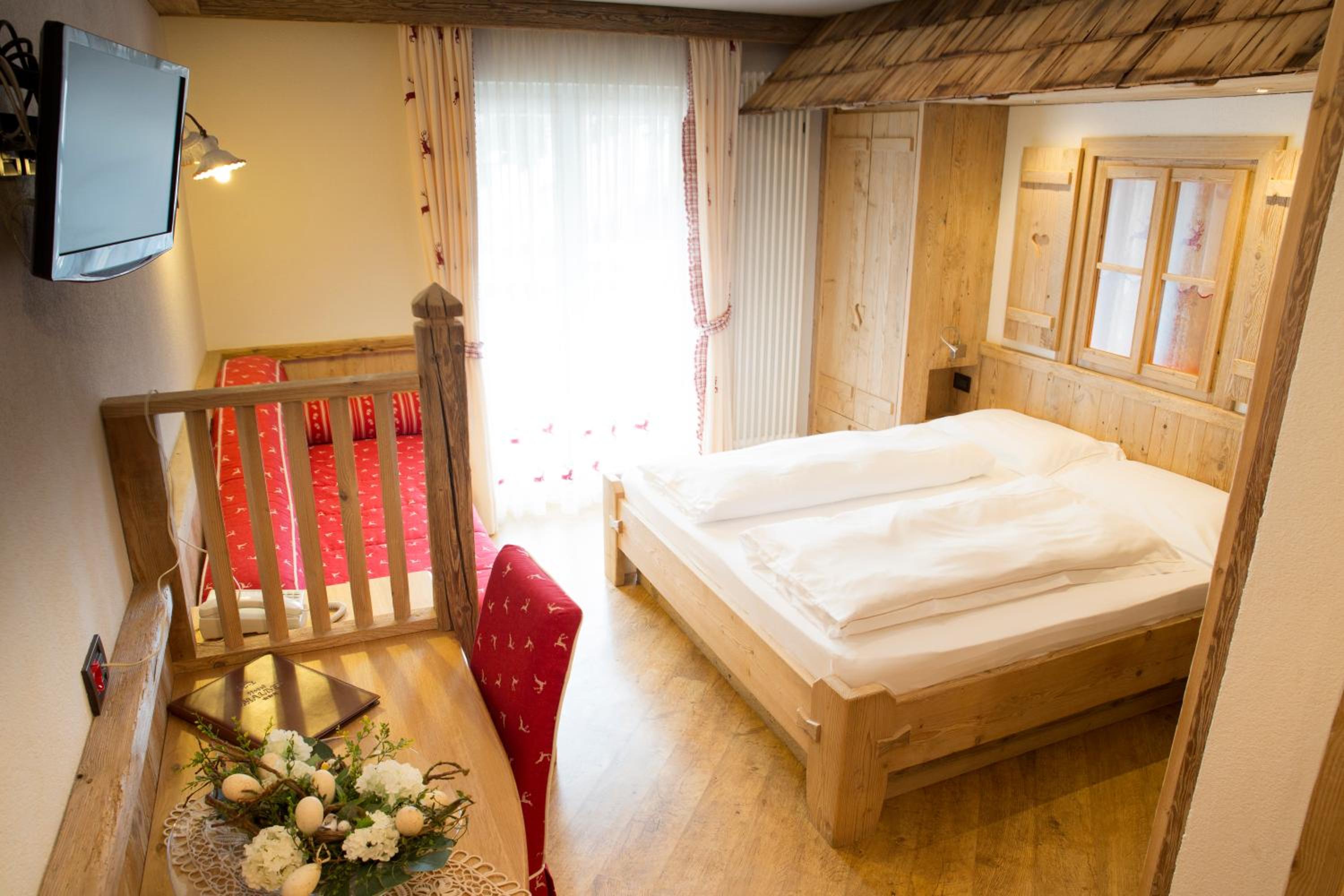 Comfort Double Room with Mountain View