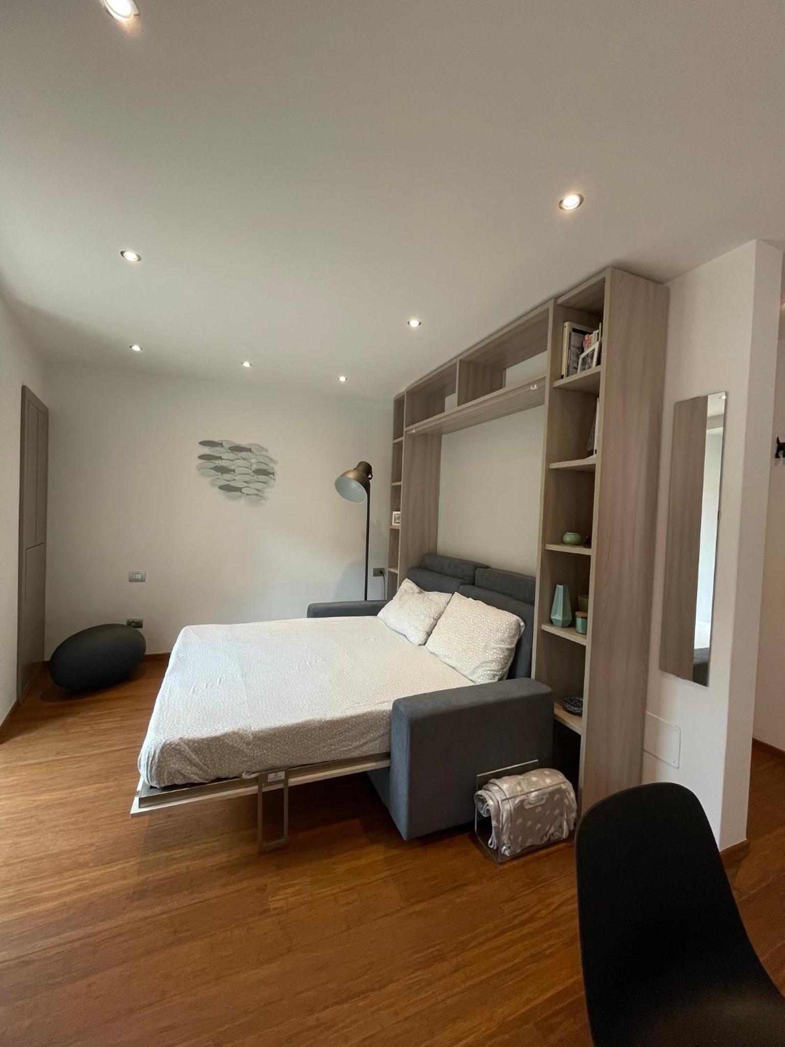 Studio Apartment photo 2