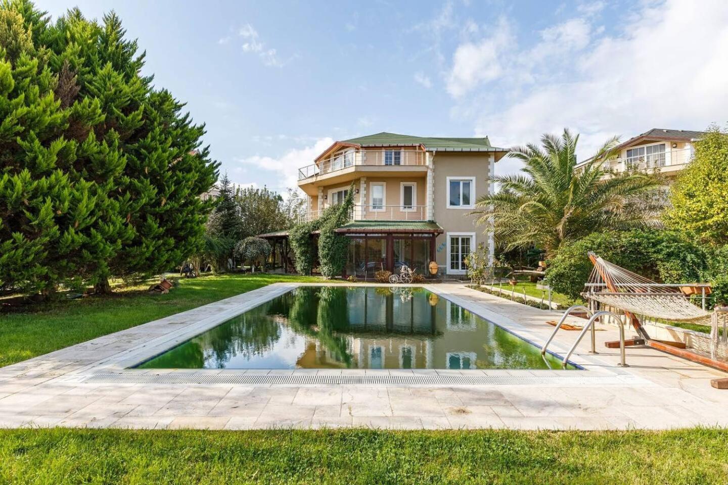 Villa with Private Pool photo 3