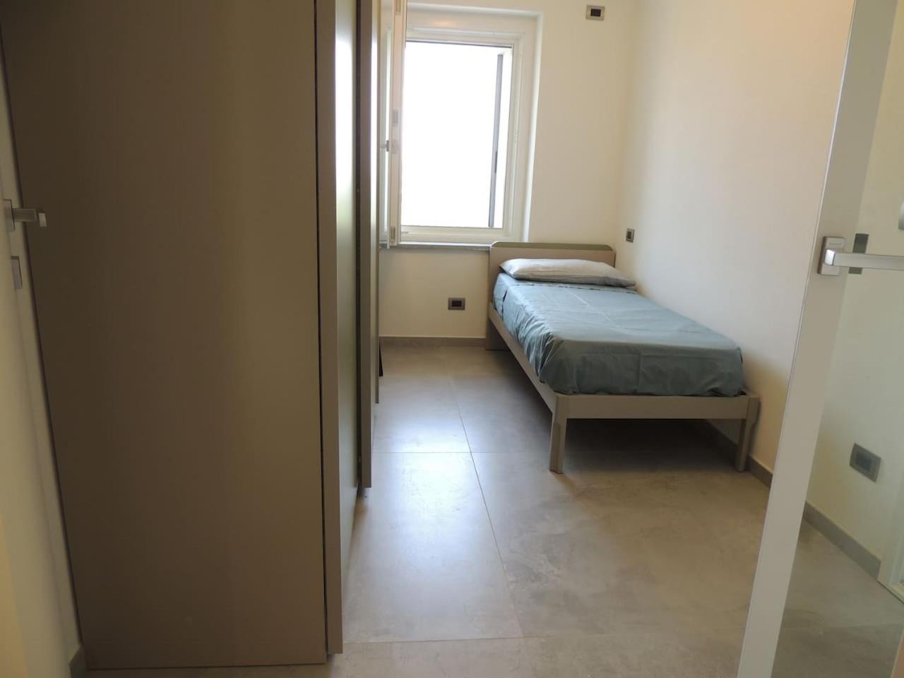 Two-Bedroom House photo 3