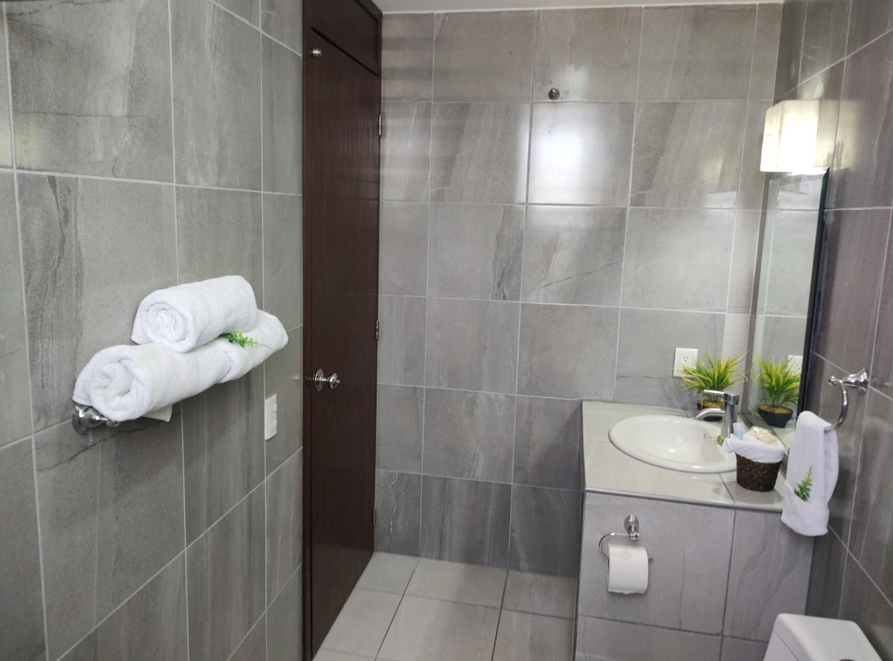 Deluxe Double Room with Two Double Beds - Photo 57