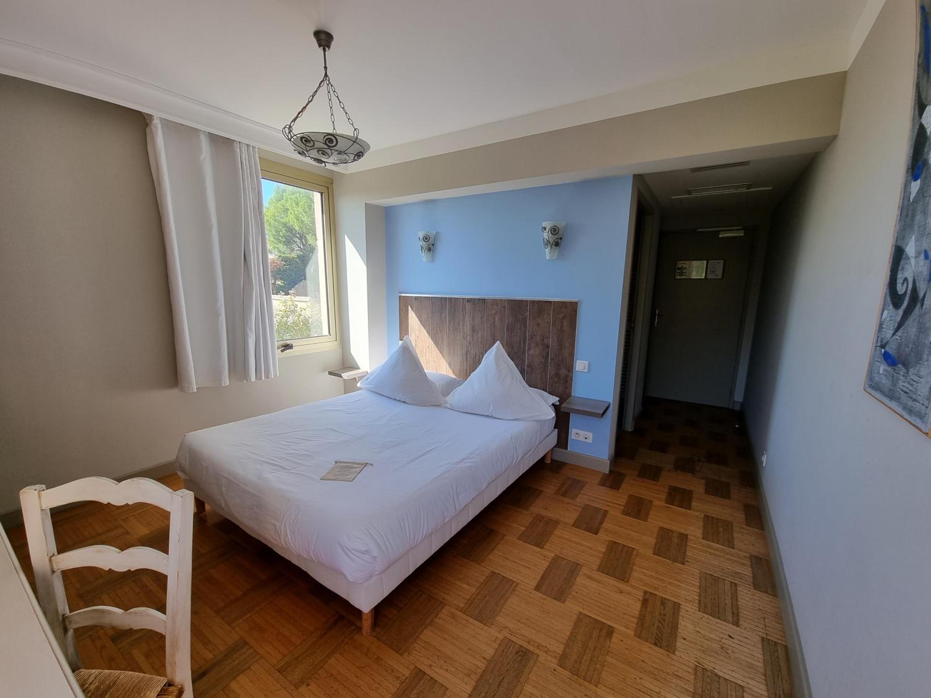 Classic Double Room - Photo 4