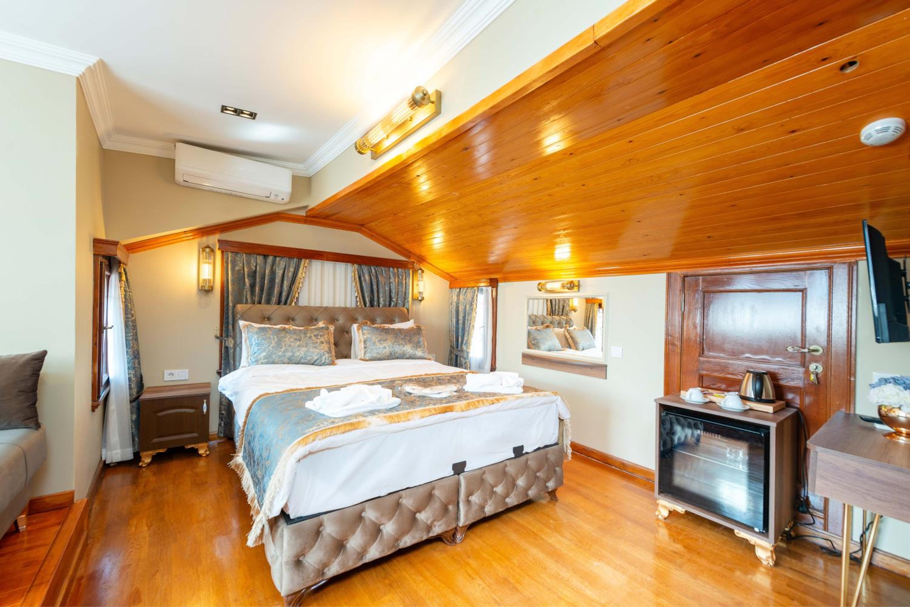 Comfort Triple Room photo 2