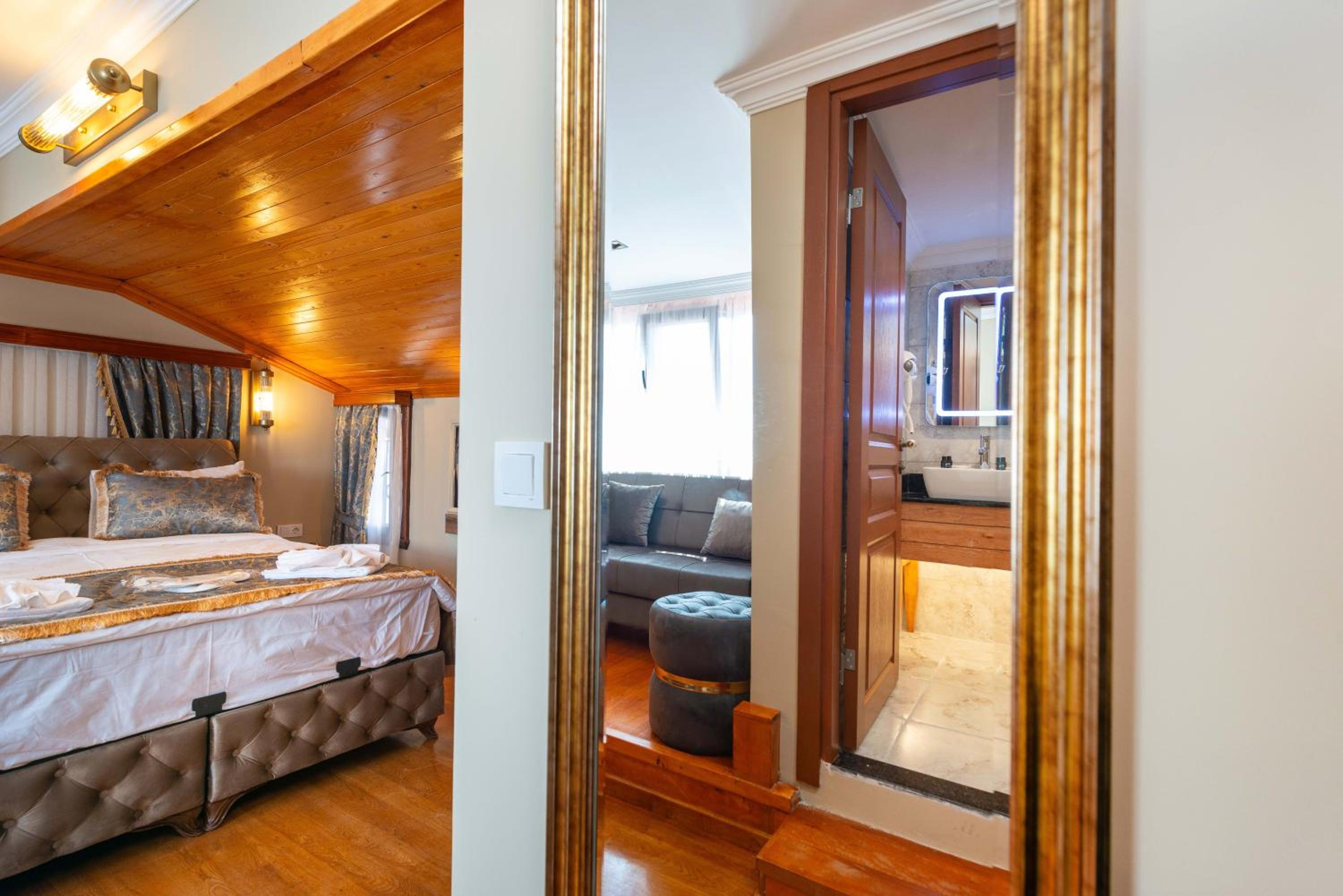 Comfort Triple Room photo 3