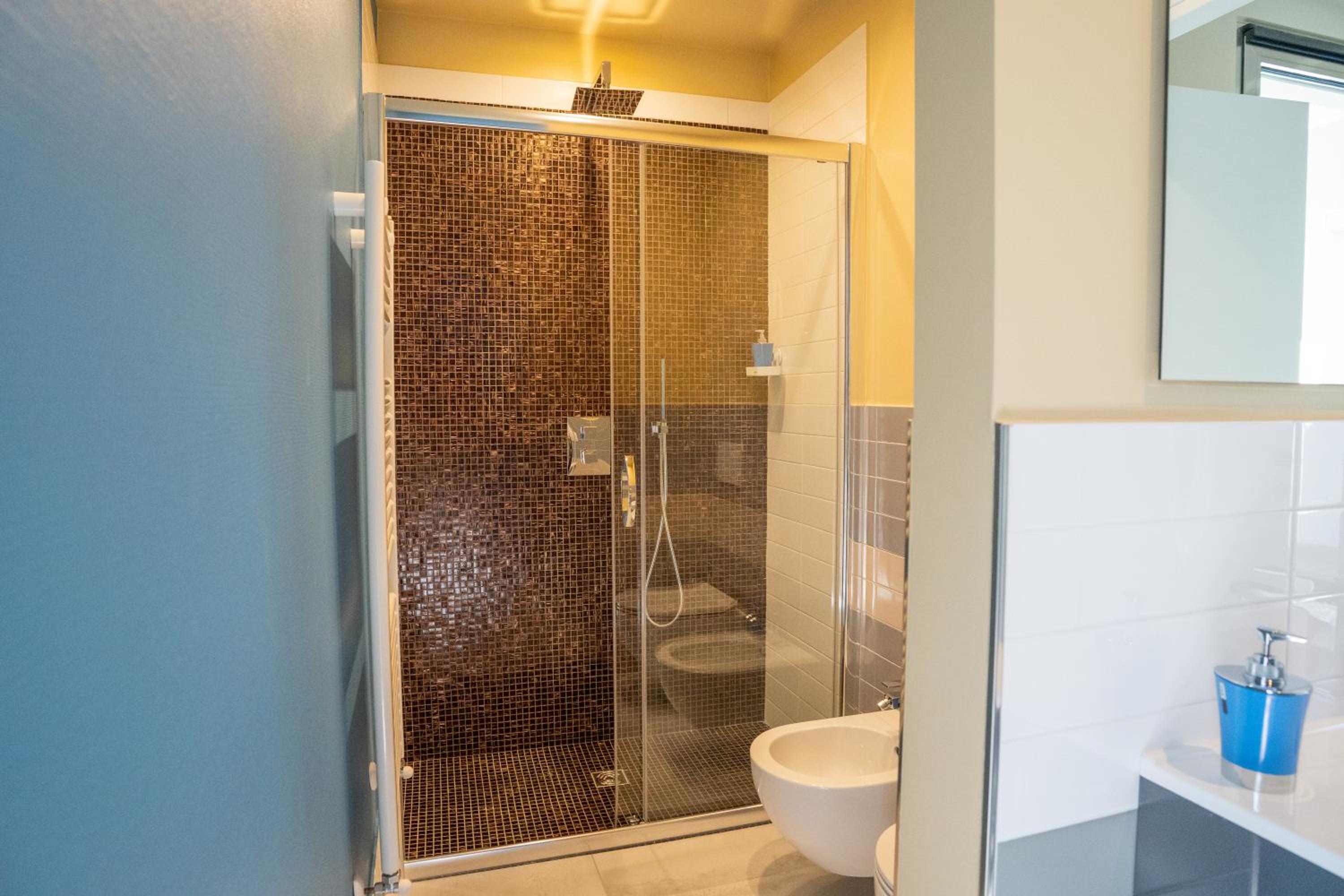 King Room with Spa Bath photo 3