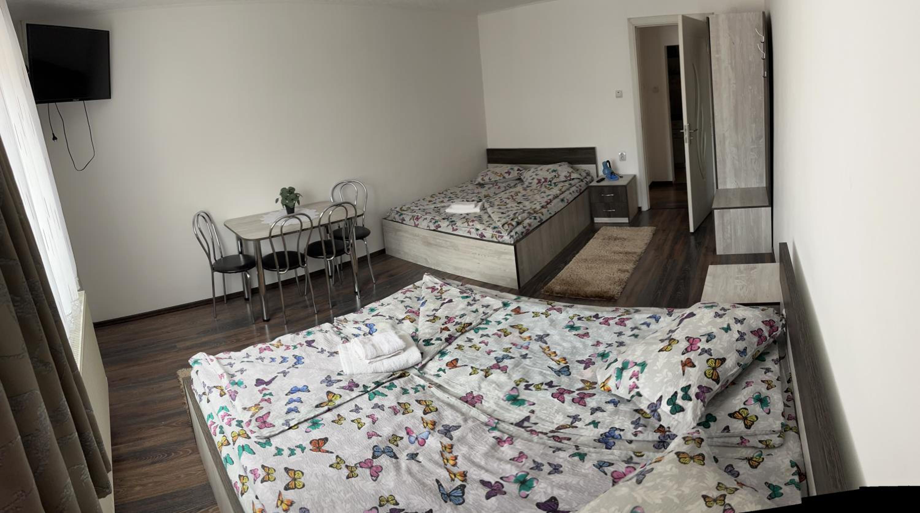 Family Studio photo 3