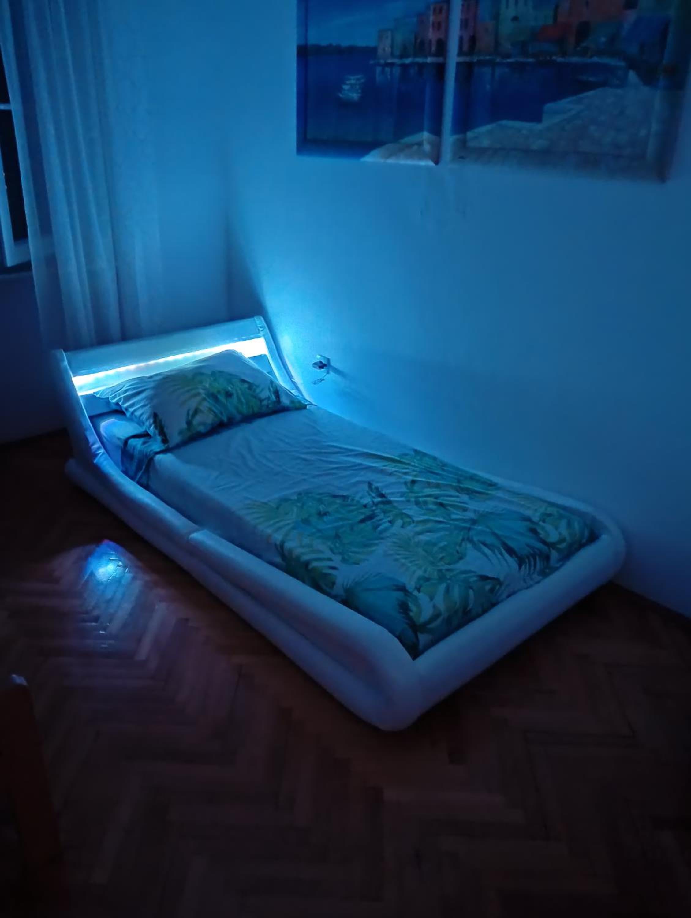 Two-Bedroom Apartment - Photo 8