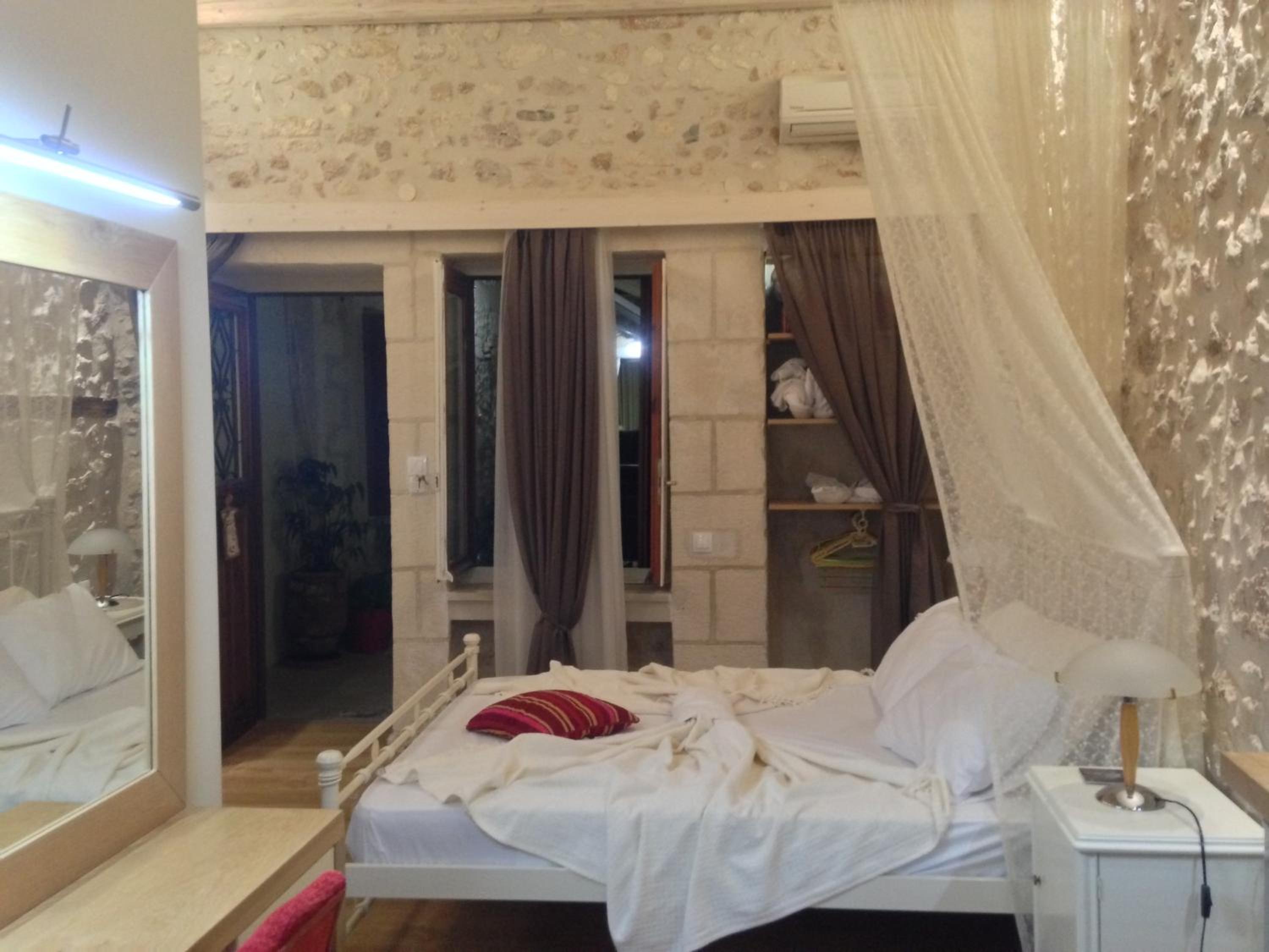  Superior Double Room - No Kitchenette, Shared Terrace Access photo 2