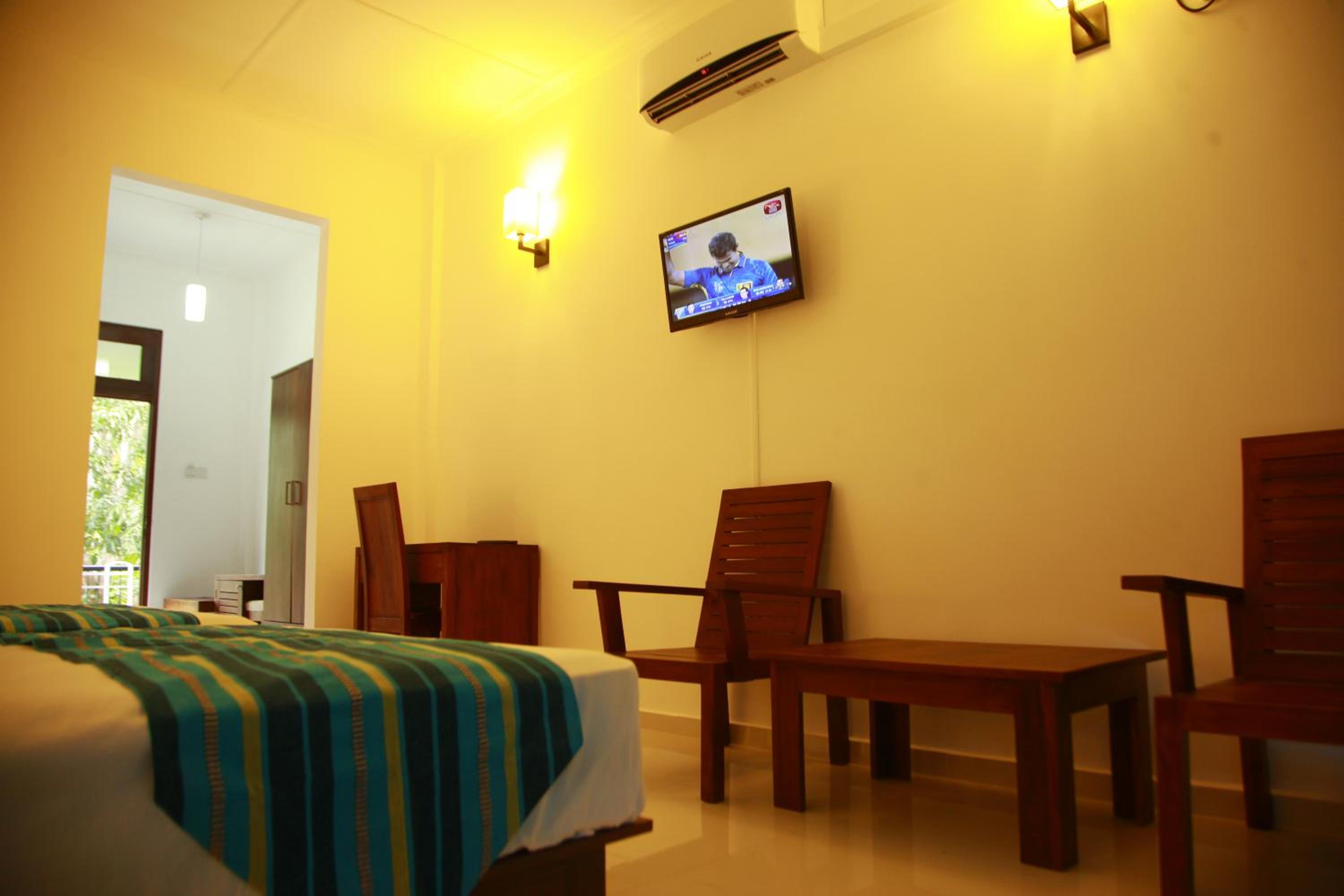 Deluxe Double Room with Safari