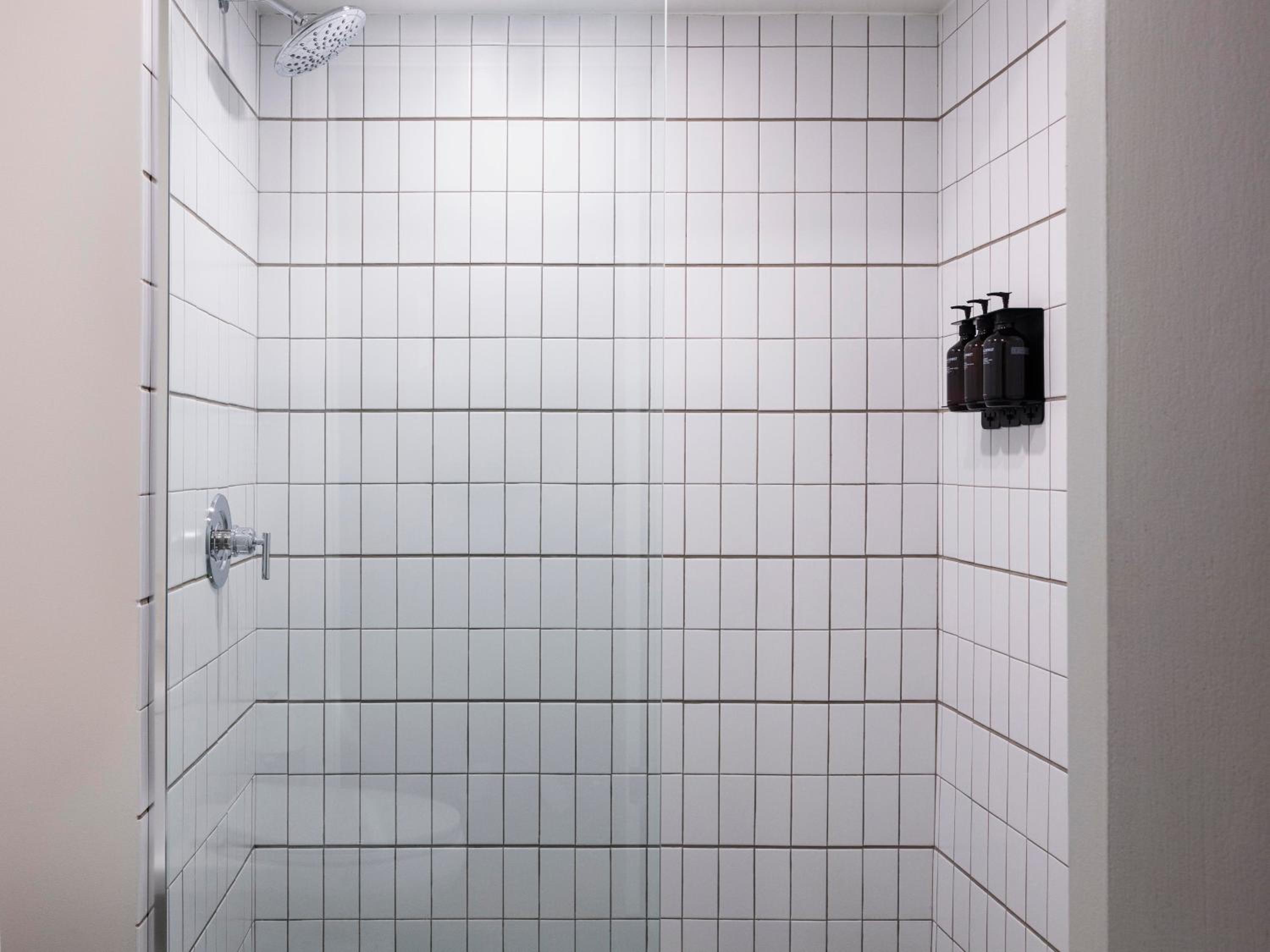 King with Shower ADA