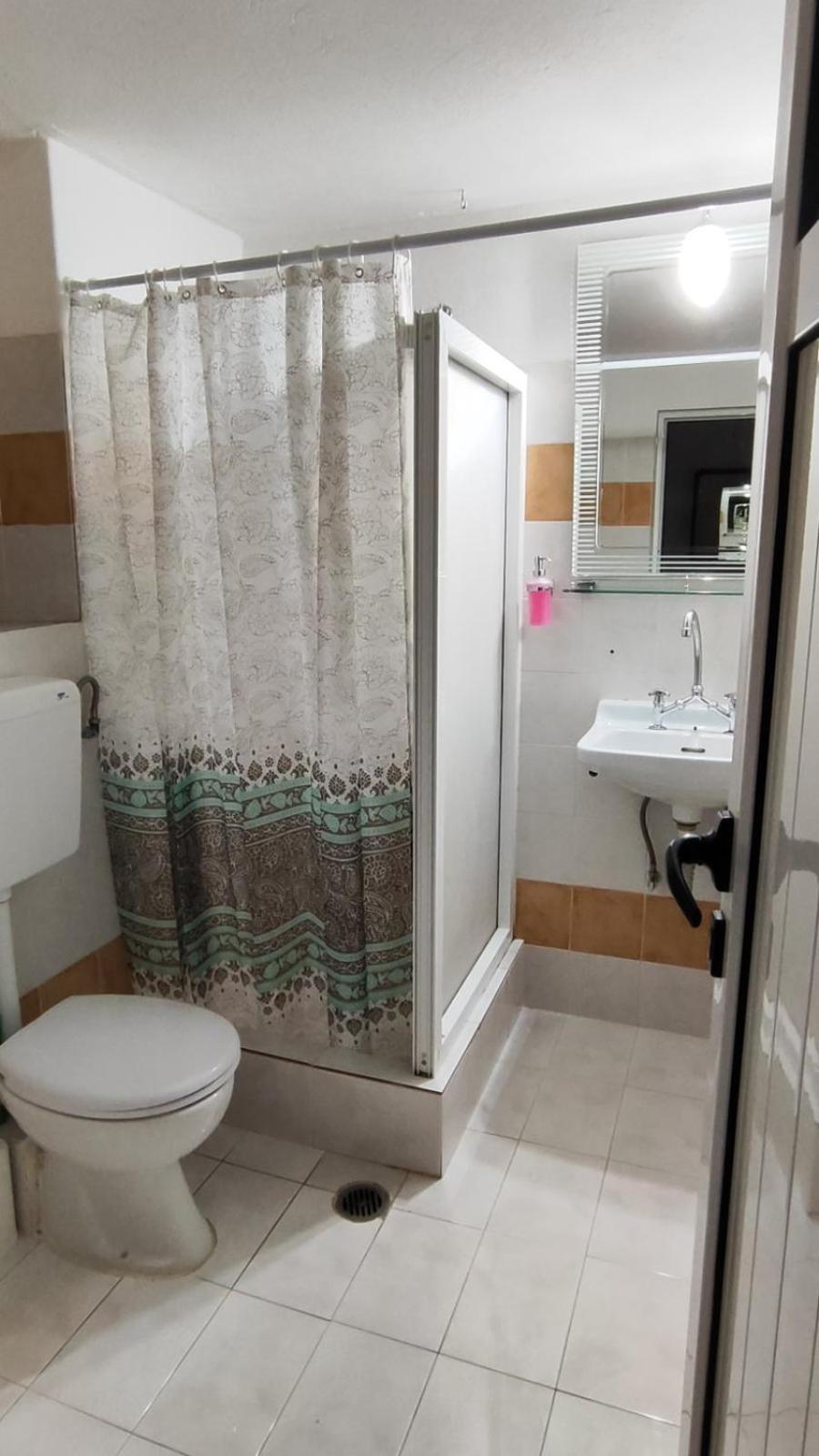 Deluxe Family Room - Photo 8