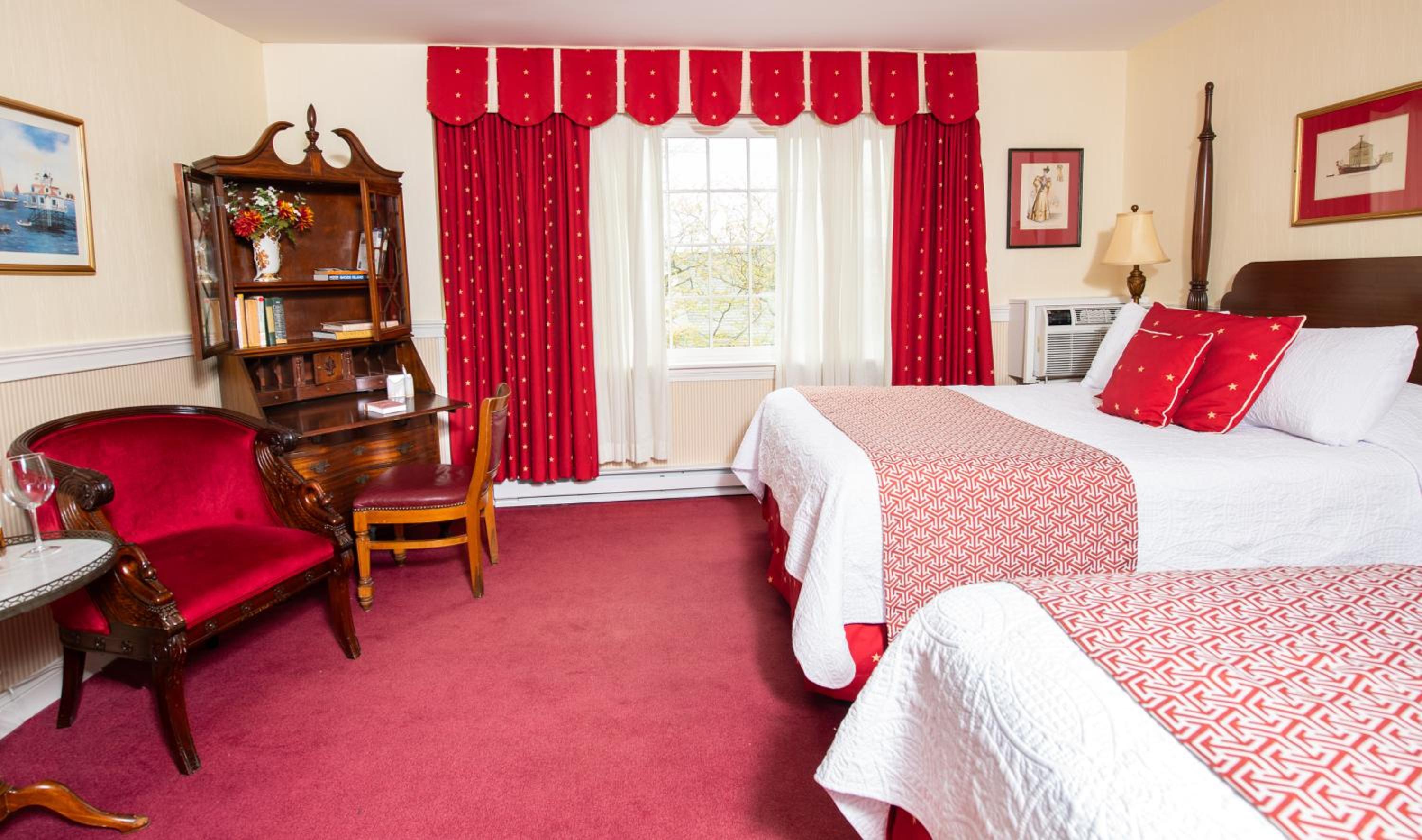 Deluxe Double Room (NOT Pet Friendly) - Photo 11