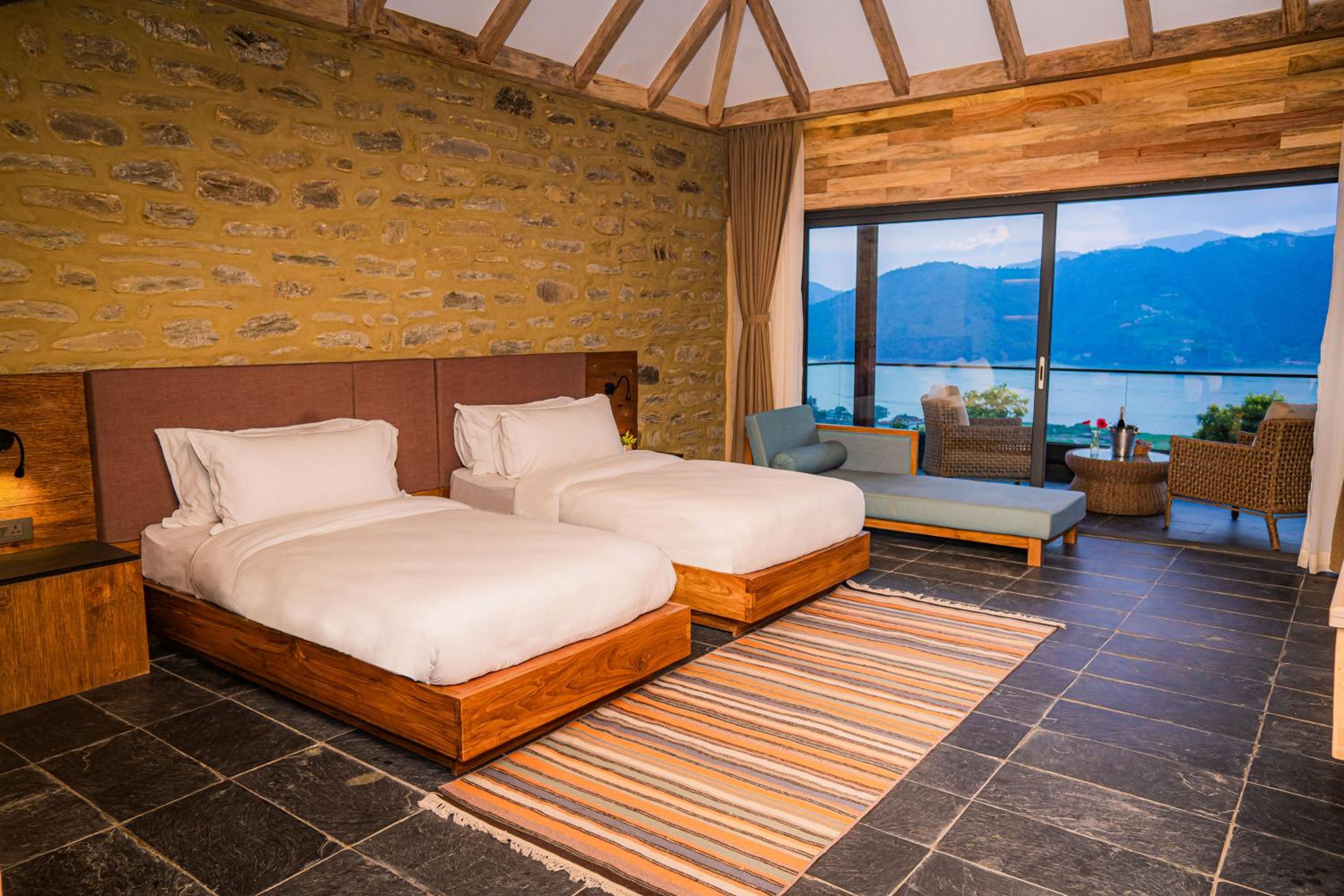 Deluxe Twin Room - Photo 1