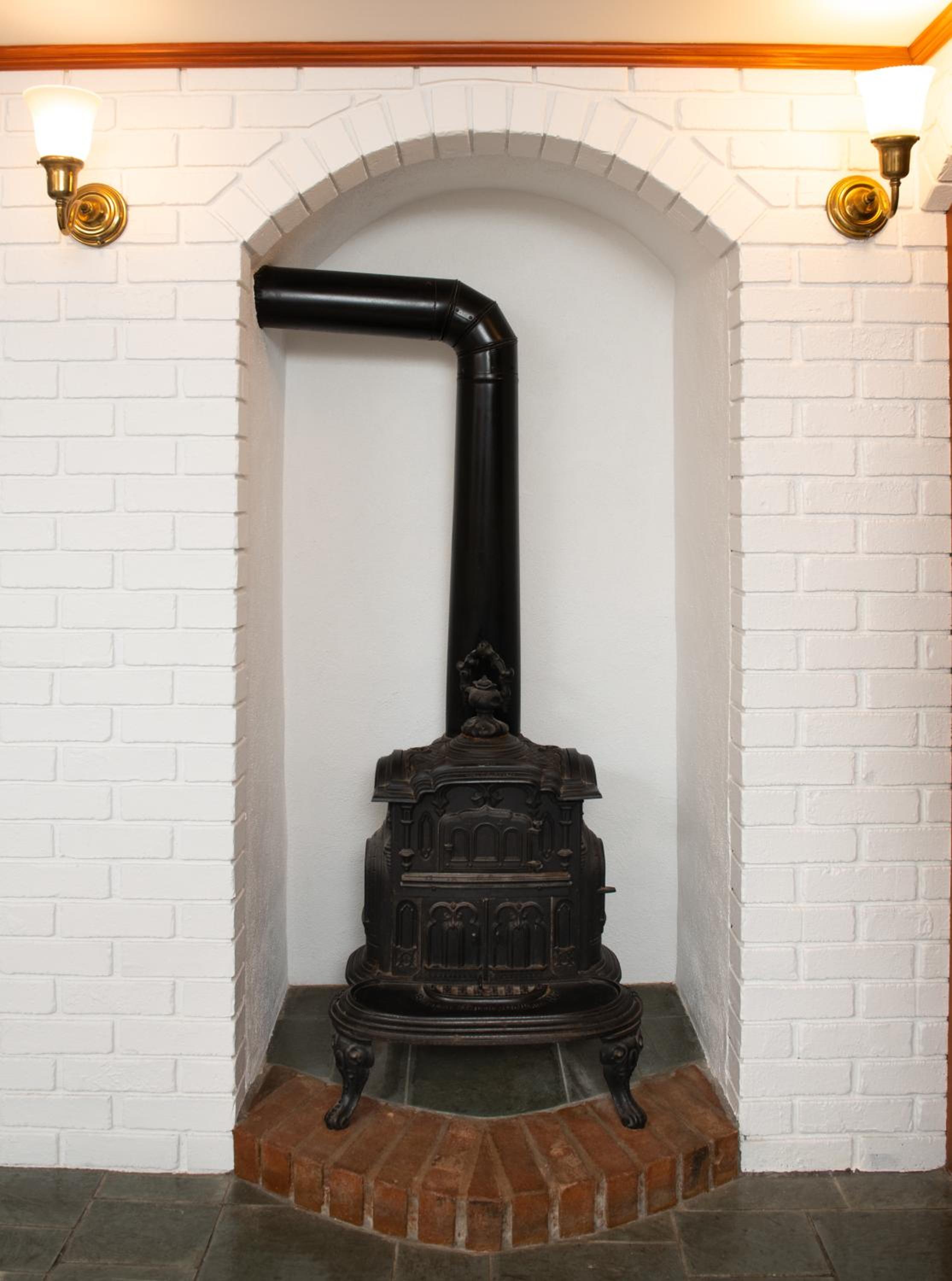 Apartment - Basement (Pet Friendly) - Photo 21