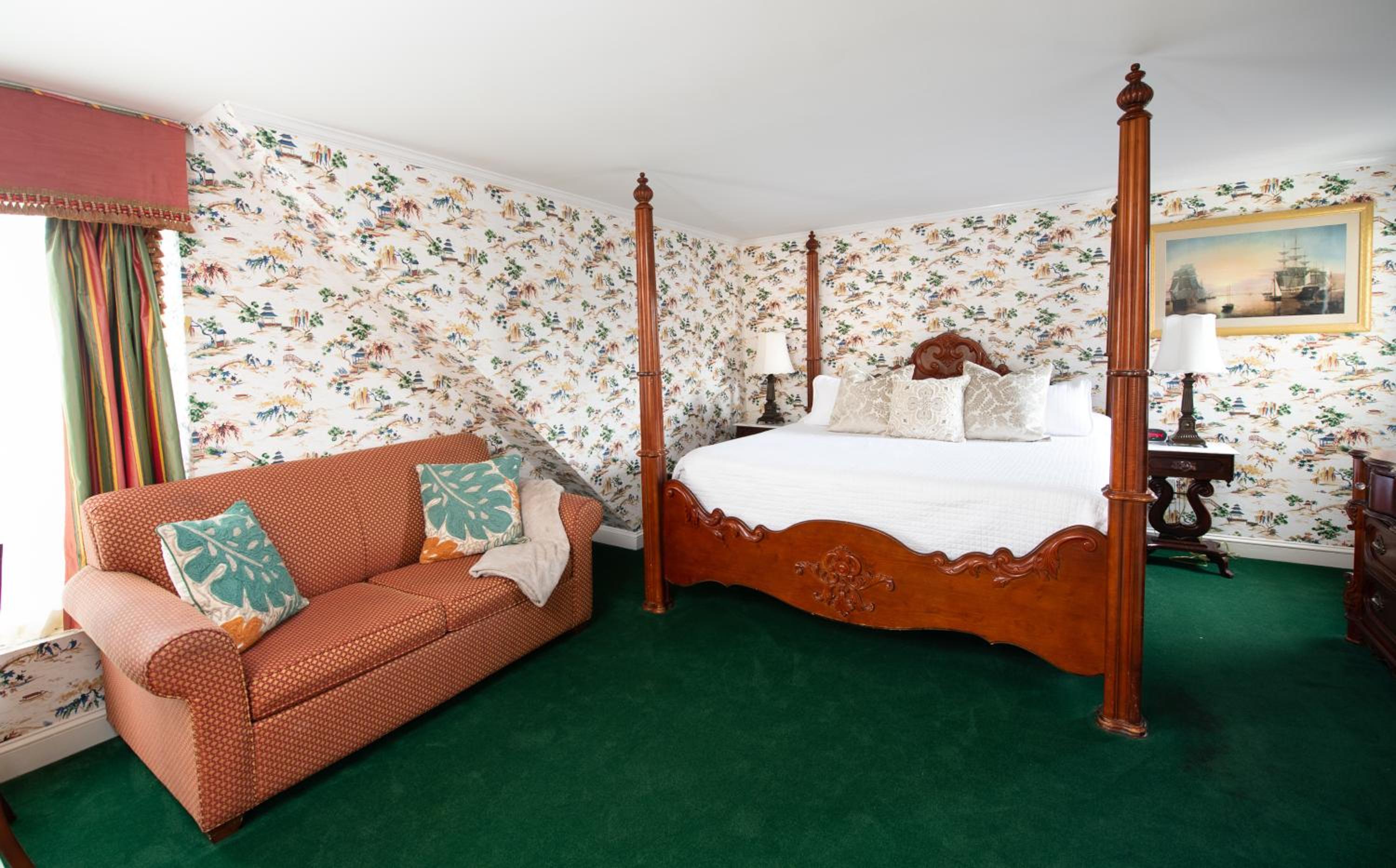 Studio Apartment (NOT Pet Friendly) - Photo 9