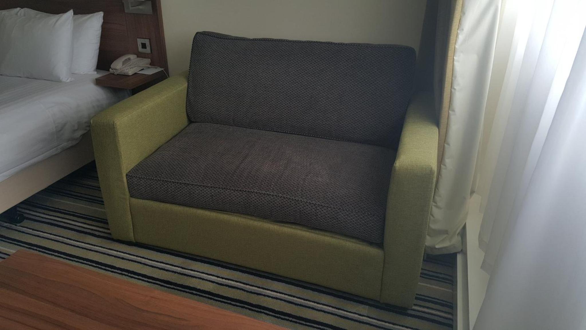 Standard Double Room with Single Sofa Bed - Photo 6