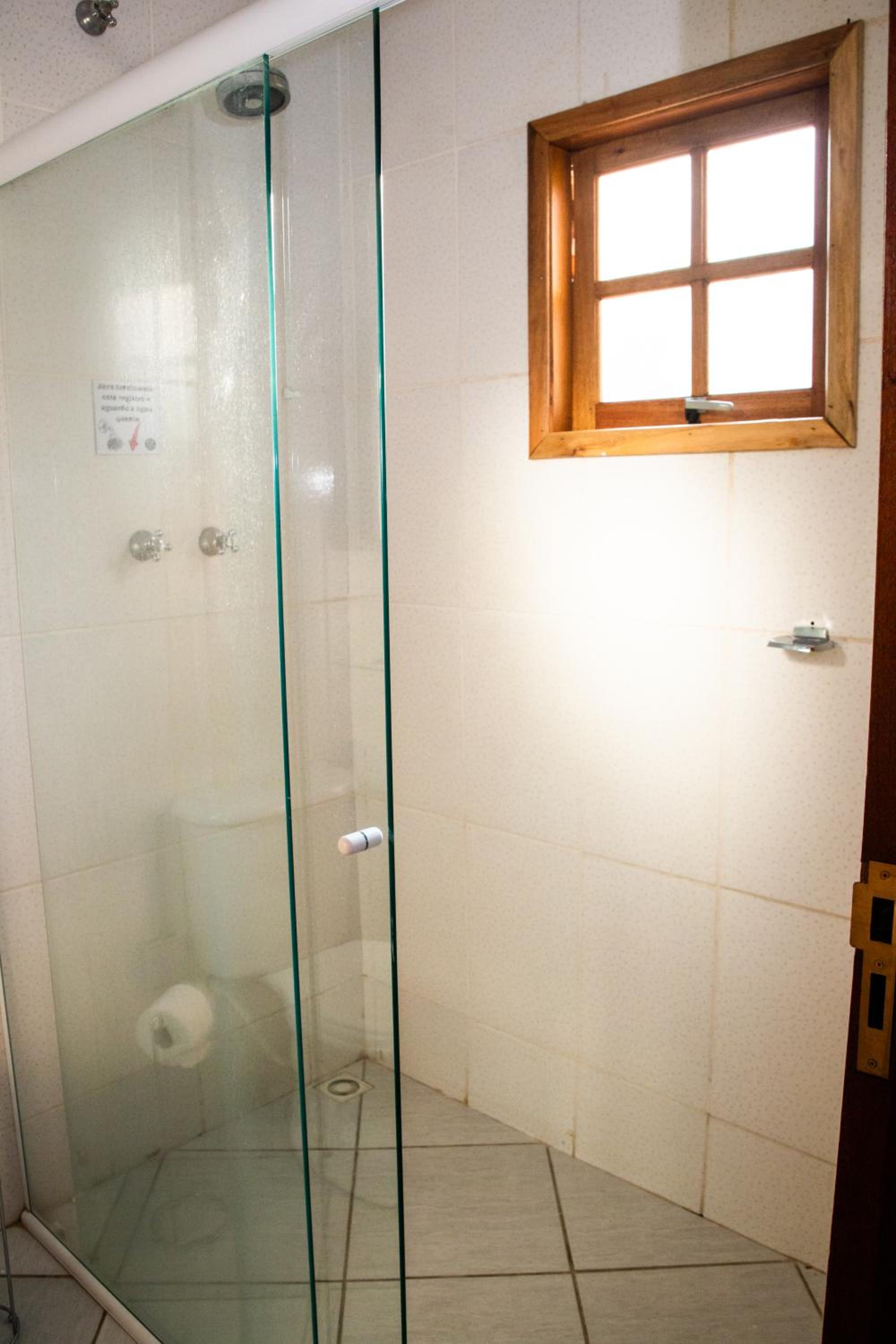 Apartment with Balcony - Photo 5