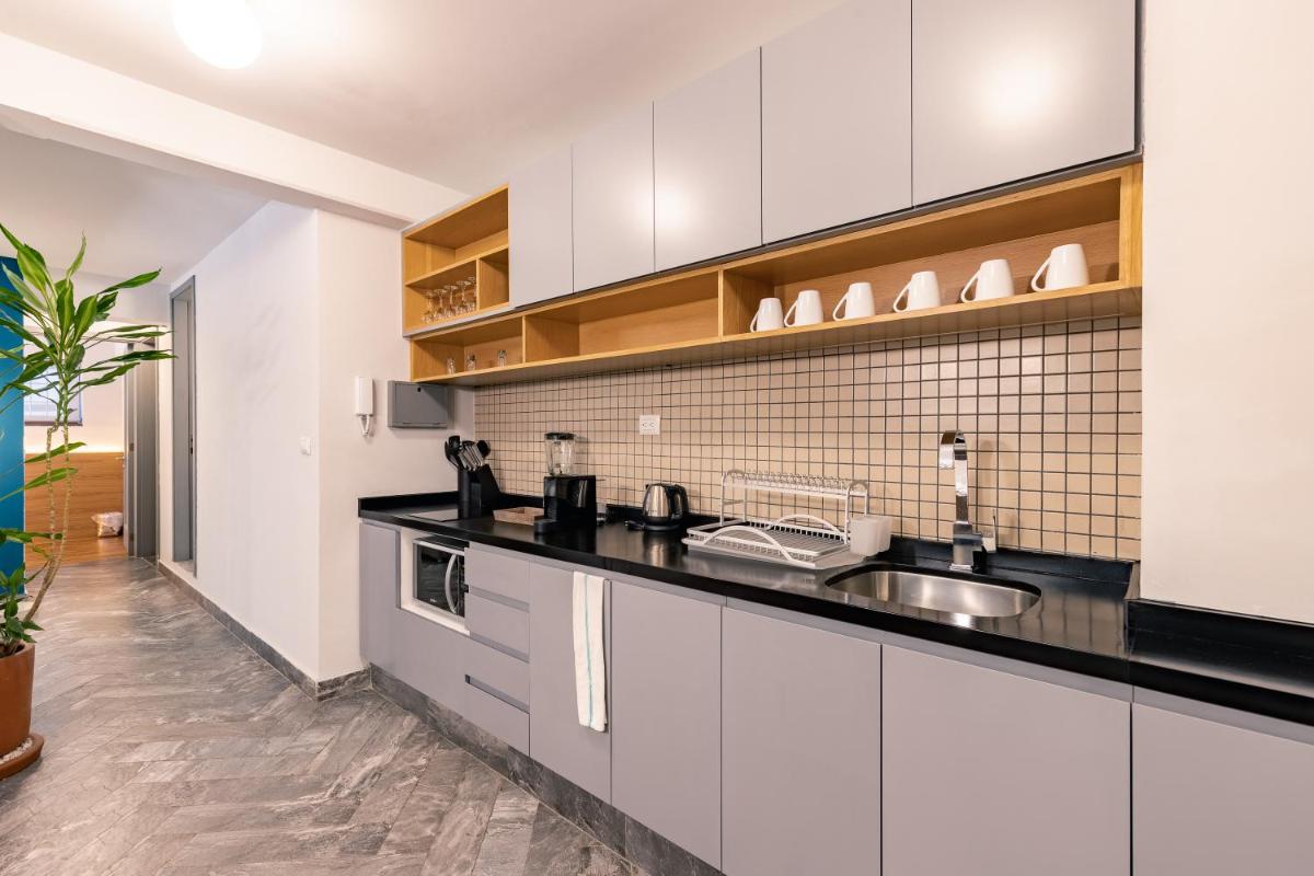 Two-Bedroom Apartment - Photo 12