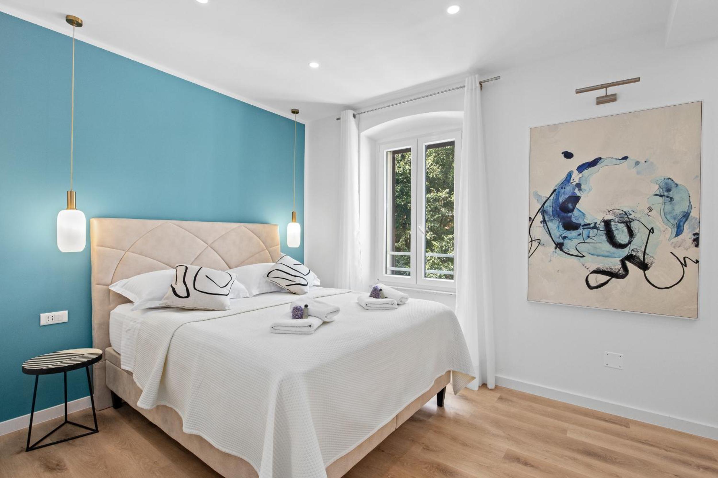 Studio Apartment photo 1