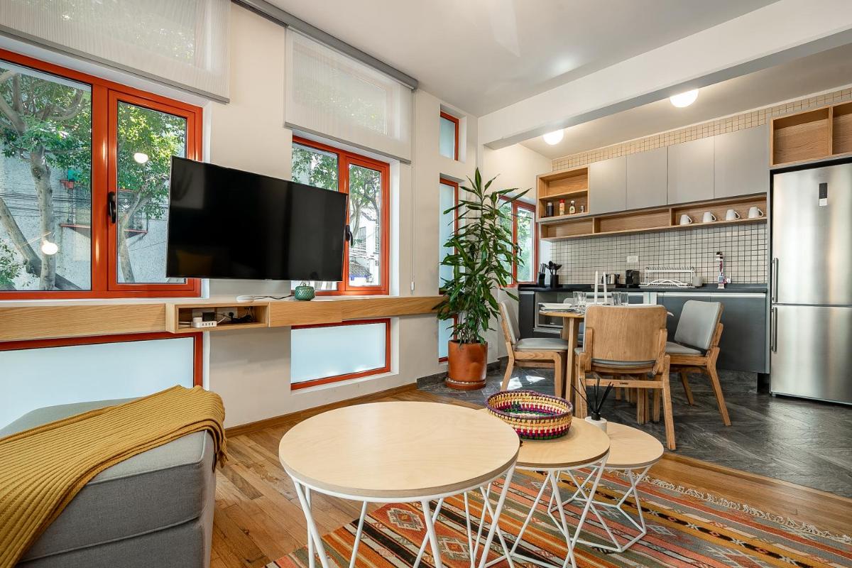 Apartment - Photo 2
