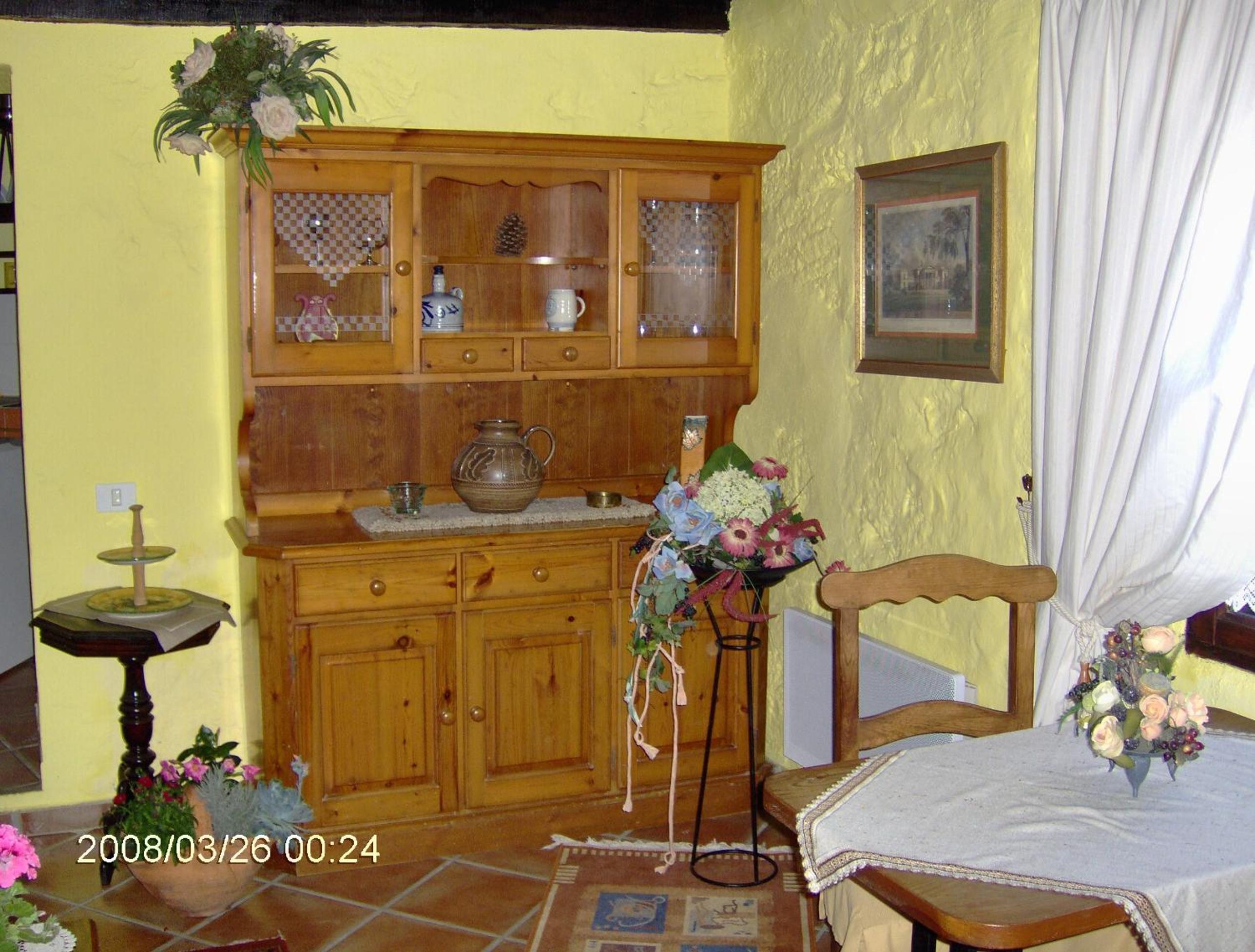 One-Bedroom Apartment with Terrace - Photo 20