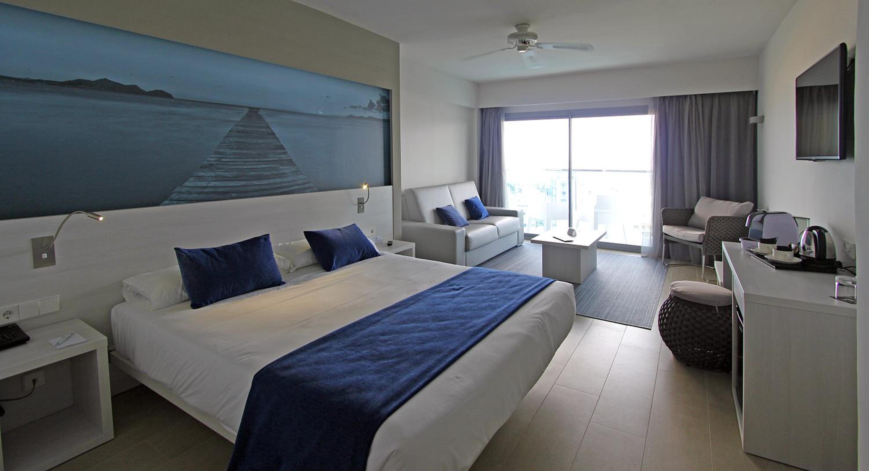 Junior Suite with Sea View - Photo 5