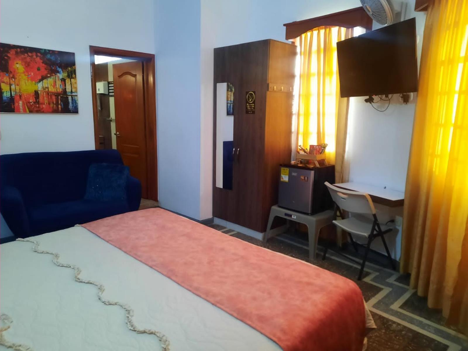 Deluxe King Room photo 1