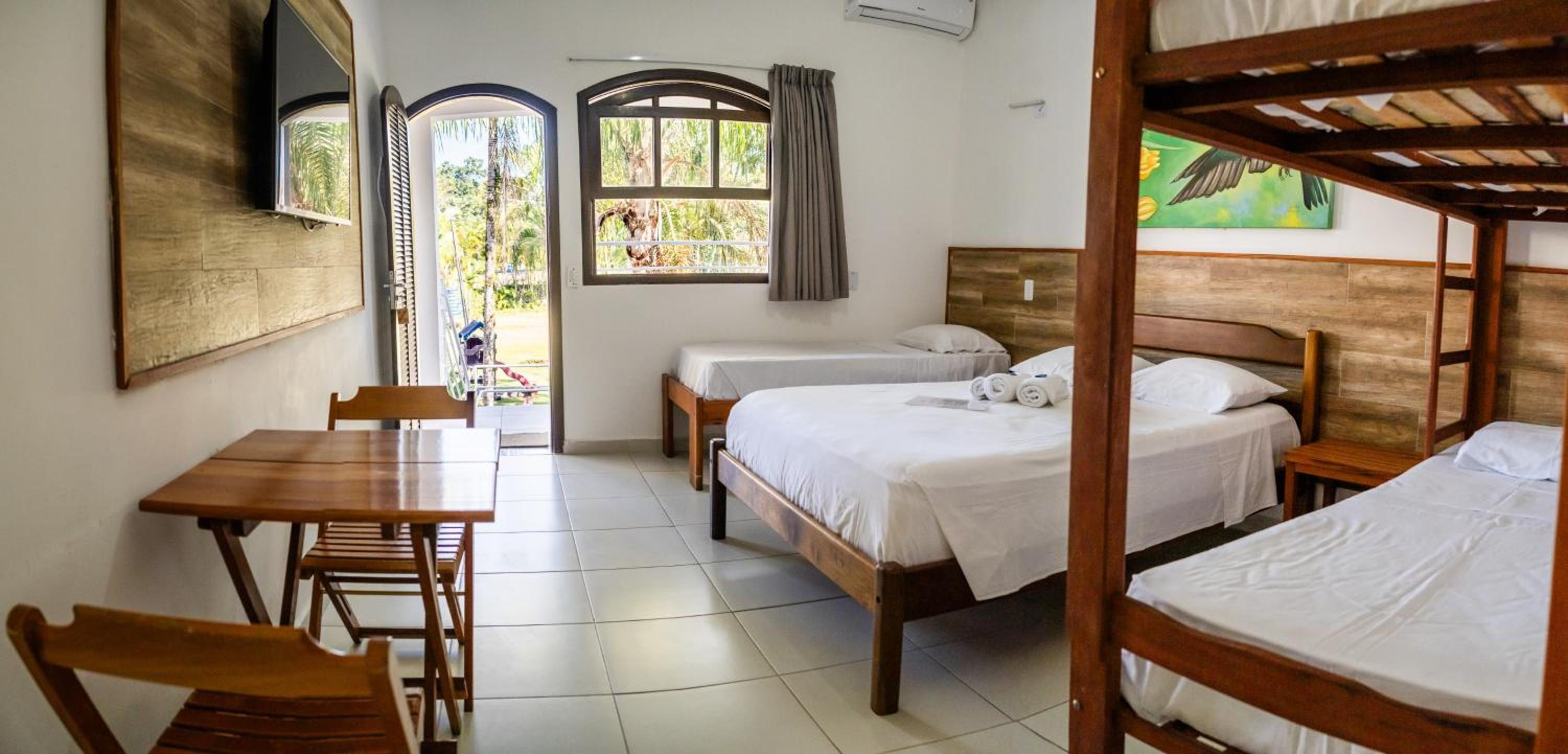 Quintuple Room
