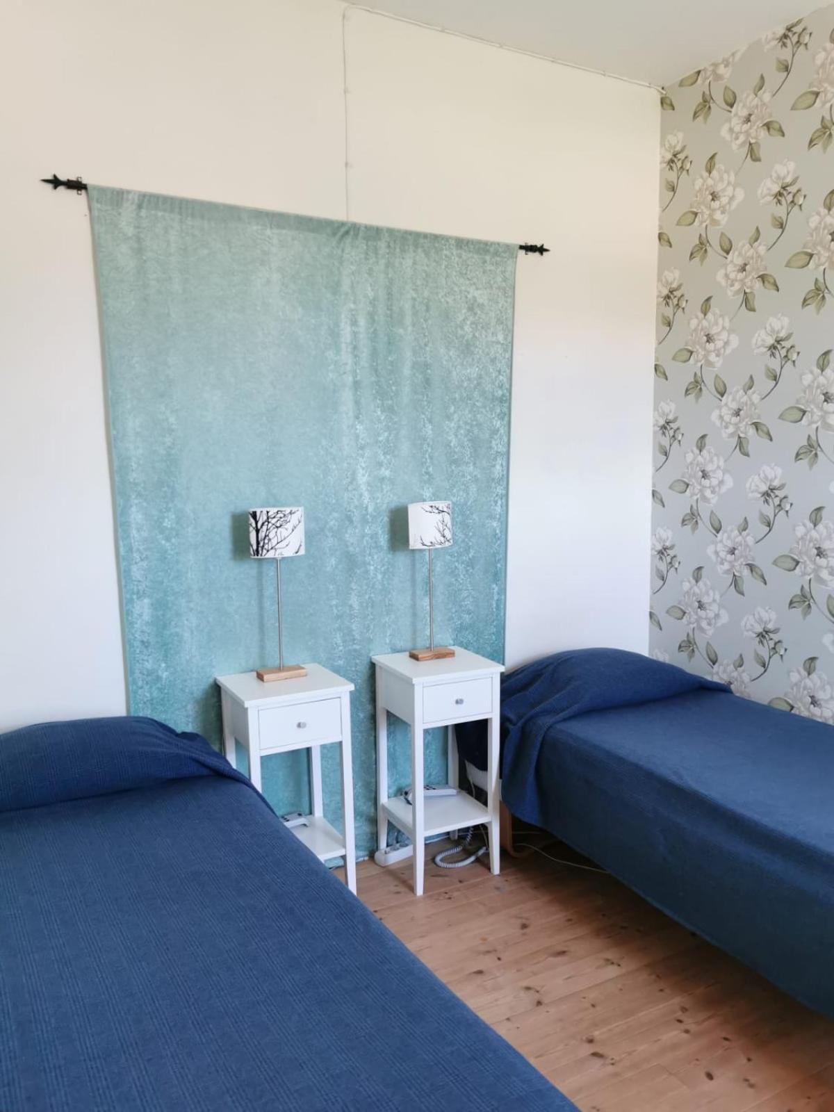 Twin Room with Shared Bathroom photo 1
