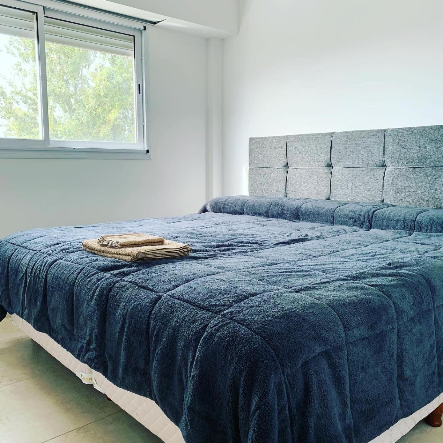 One-Bedroom Apartment photo 3