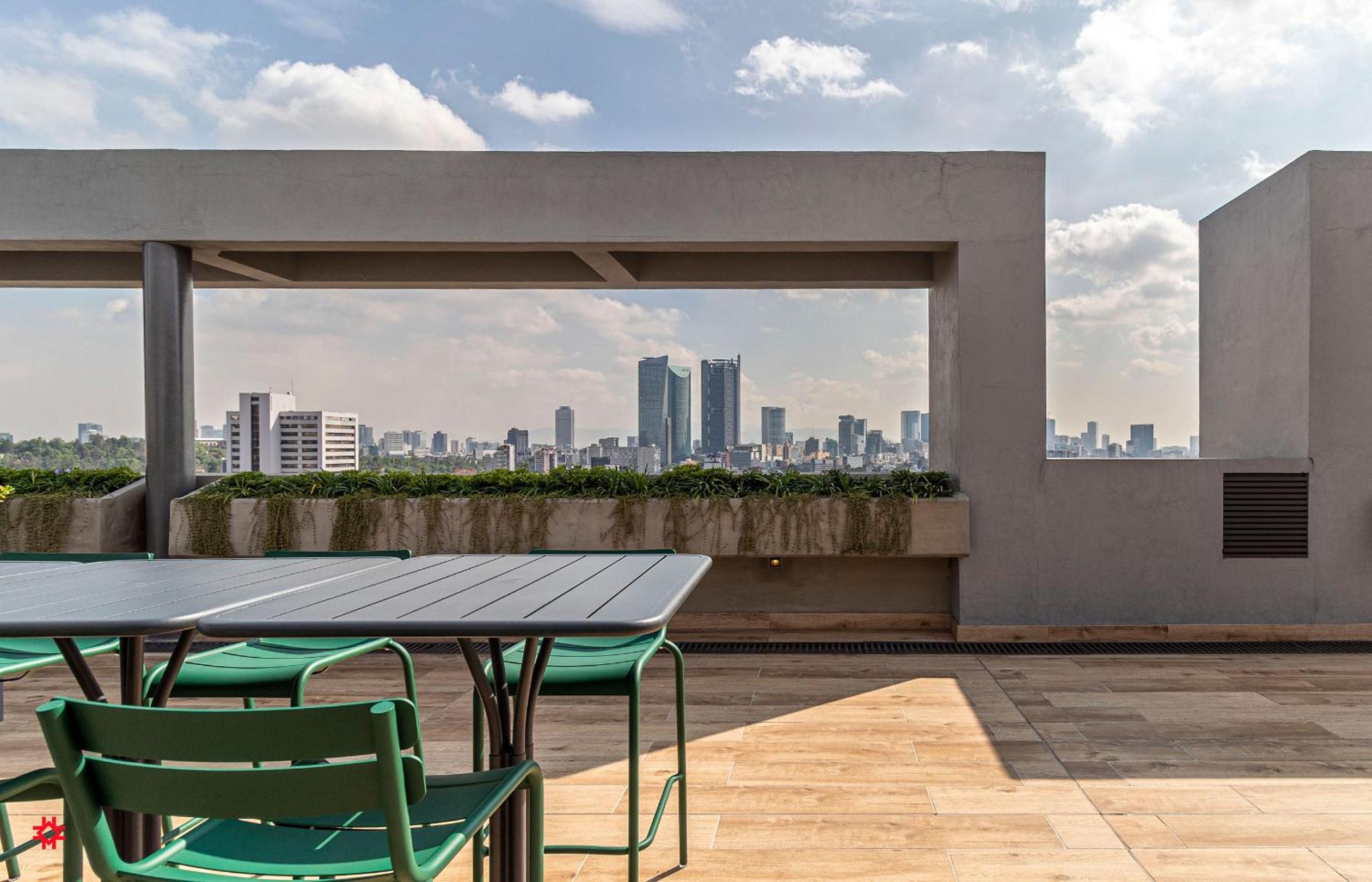 Apartment with Balcony - Photo 26