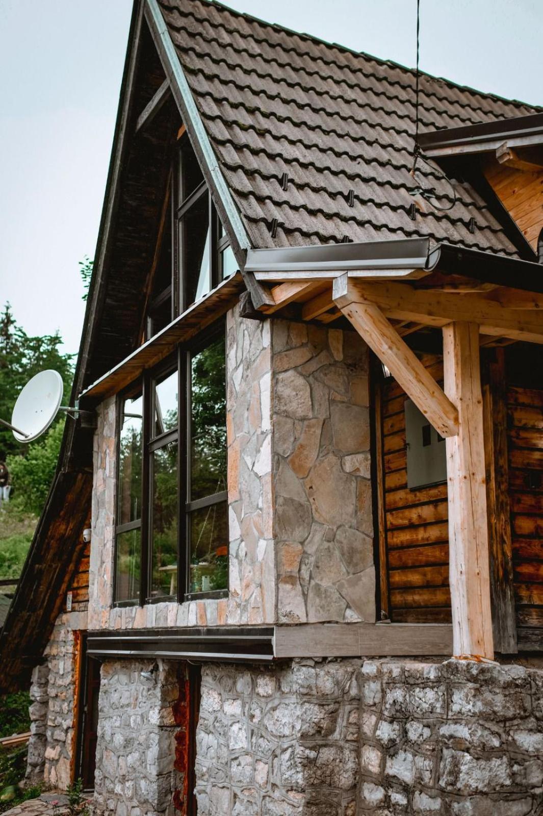 Two-Bedroom Chalet photo 3