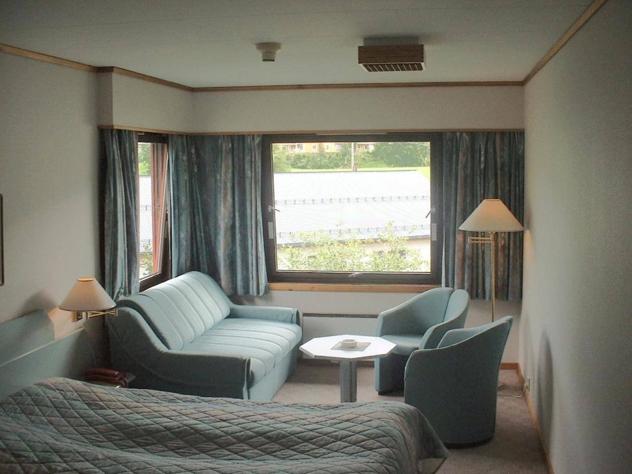 Double or Twin Room - Photo 3