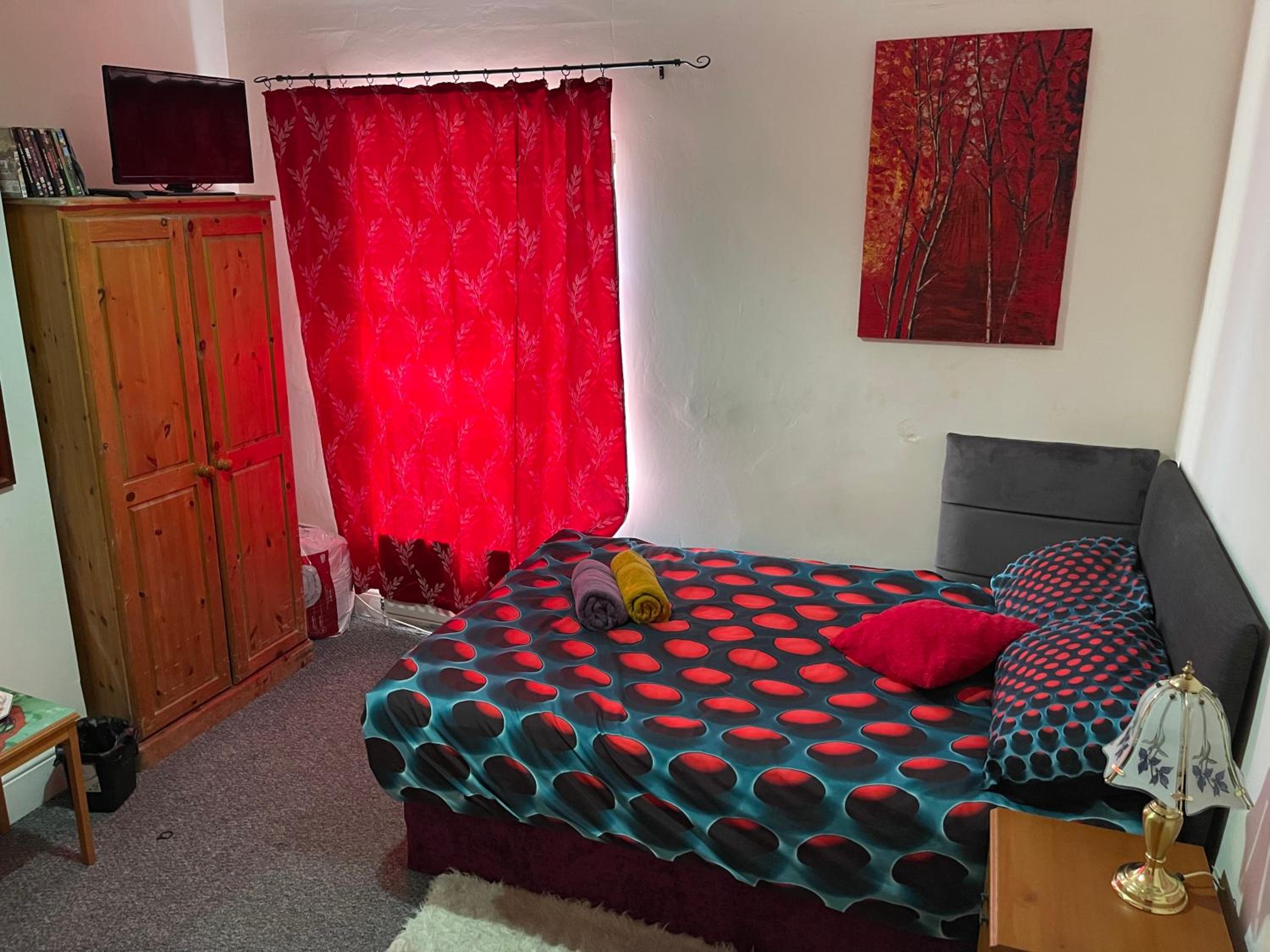 Double Room With Shared Bathroom photo 1