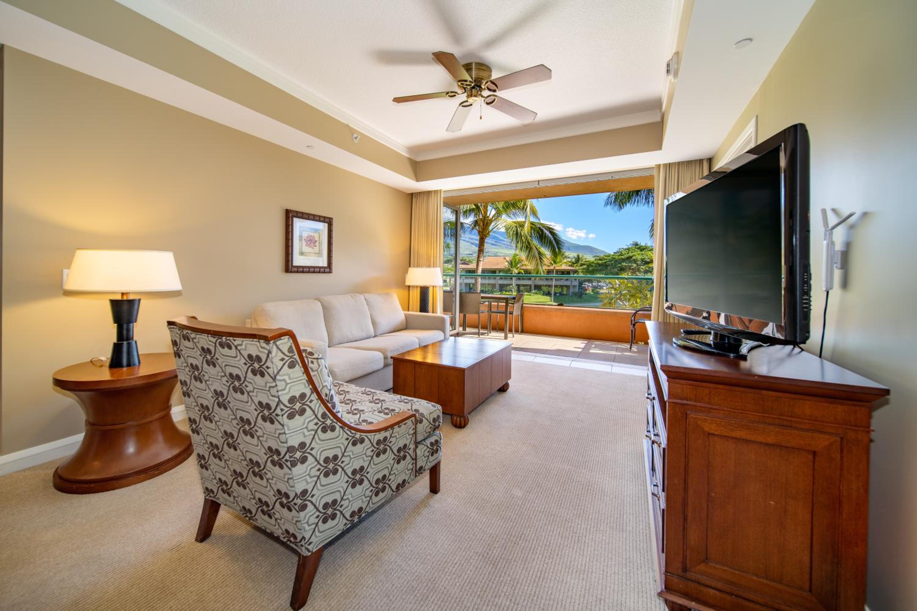 Unit 208 Konea Resort View 1 Bedroom + Den