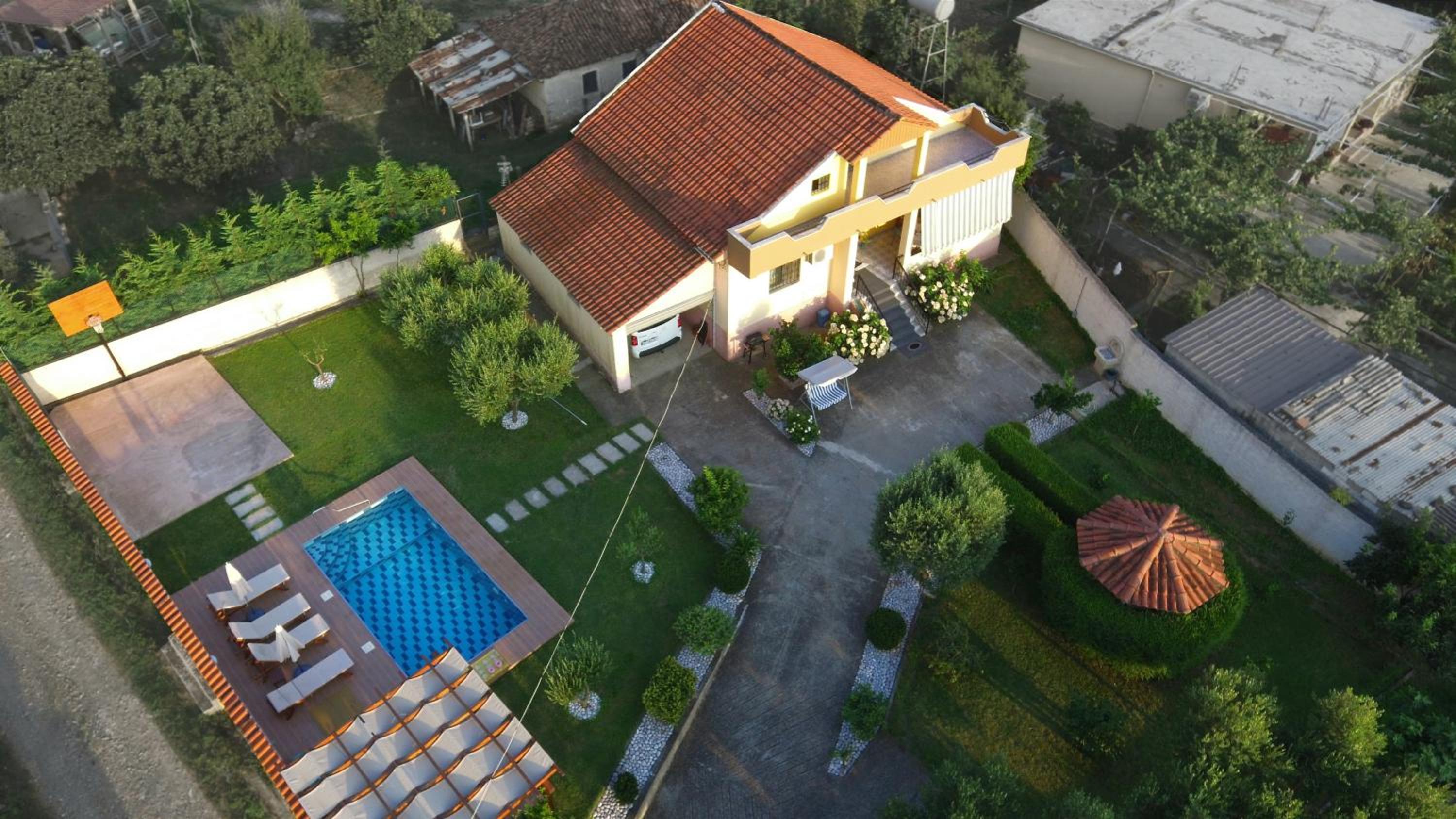 Villa with Private Pool photo 3