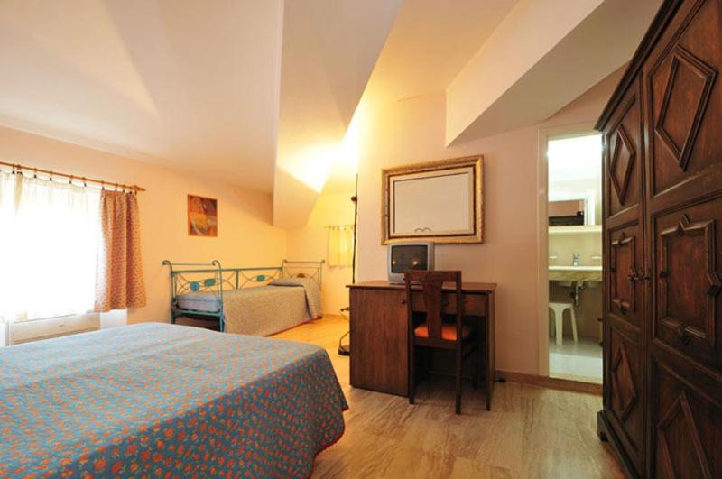 Quadruple Room with Garden View photo 3