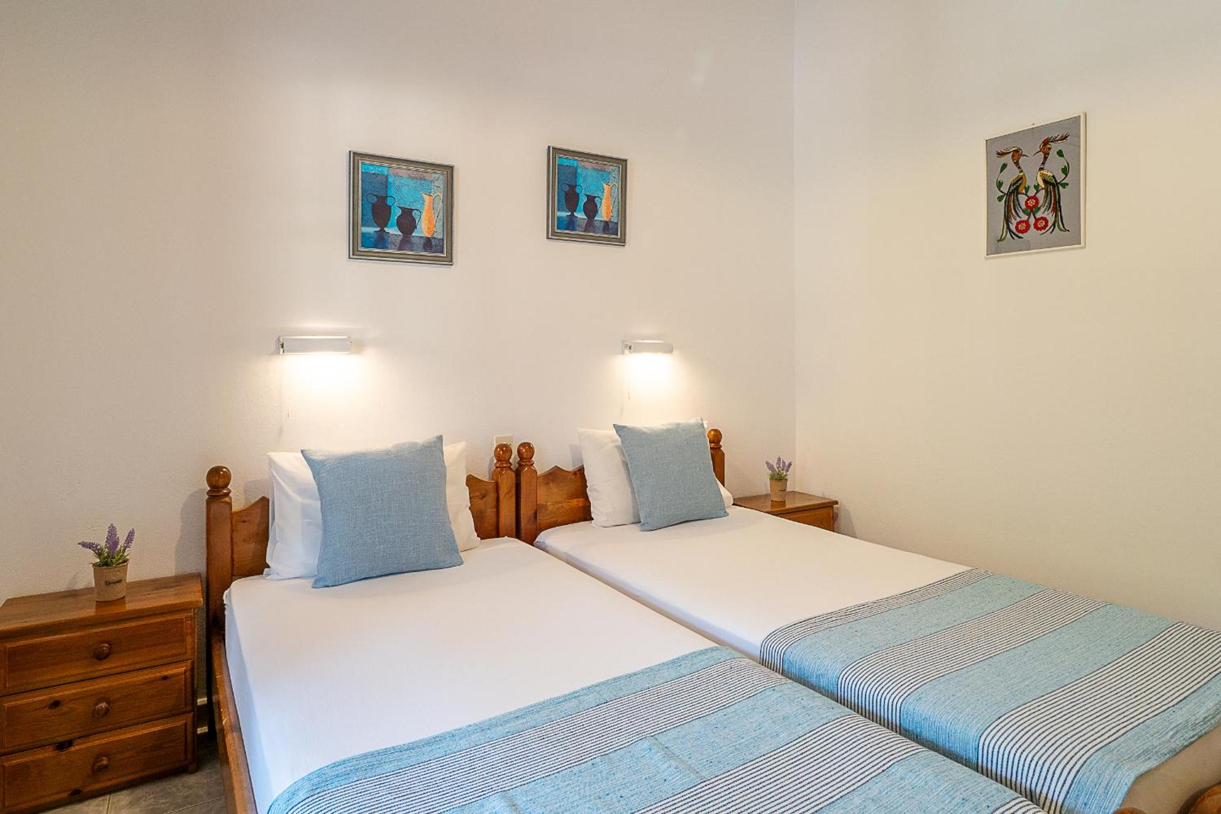Two-Bedroom Apartment with Mountain View photo 1