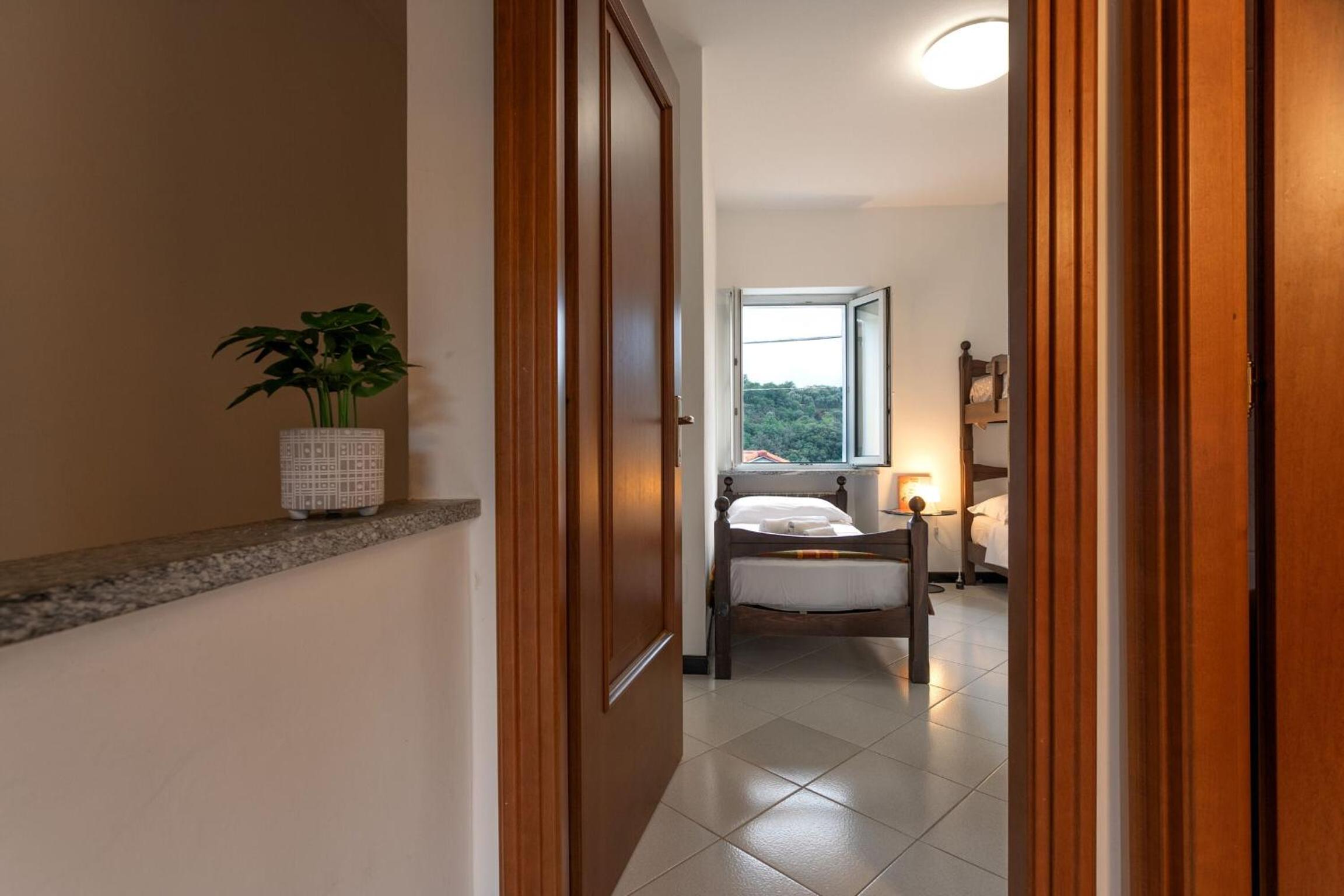 Apartment 3 photo 1